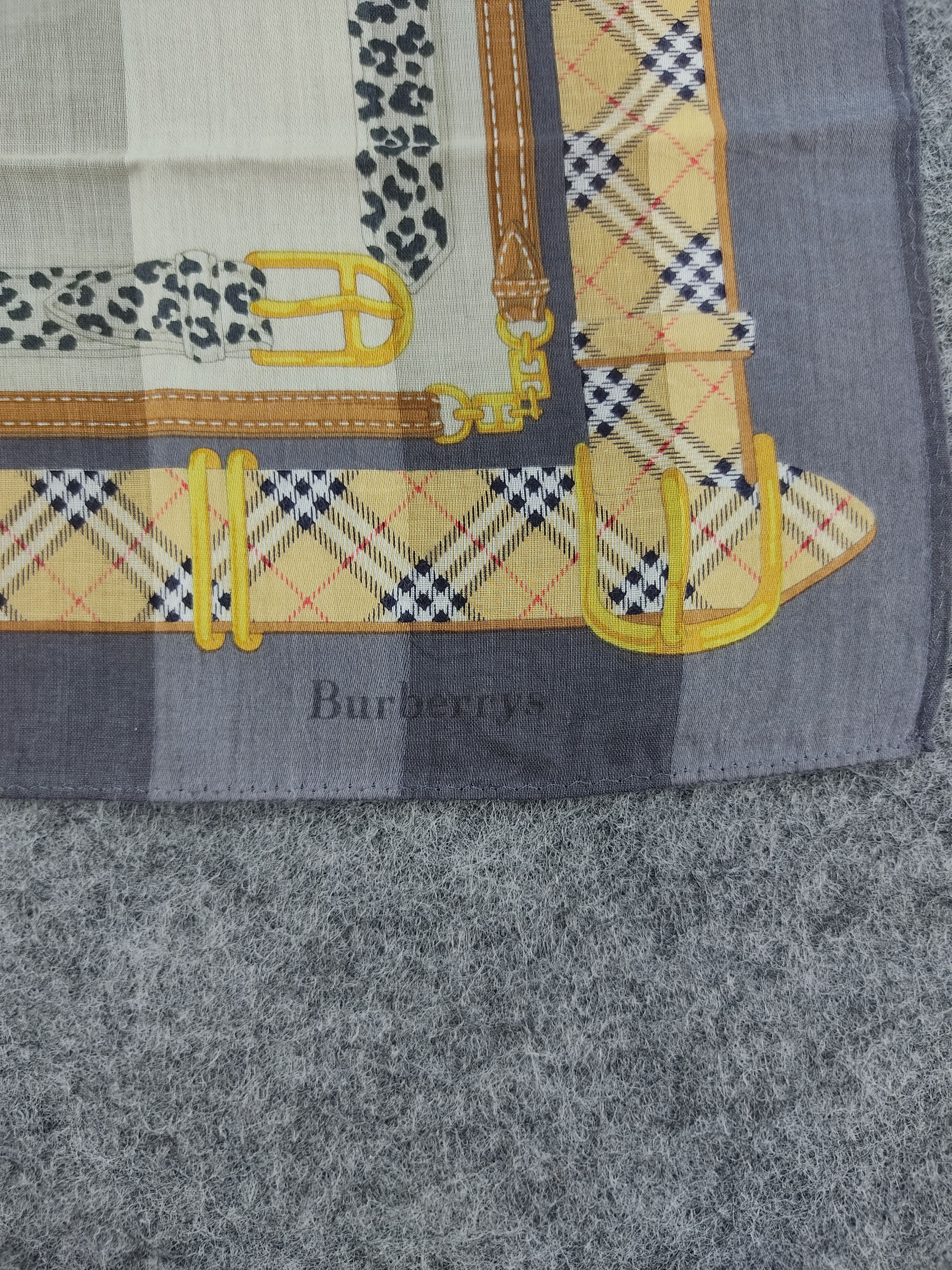 Burberry Vintage Burberry Handkerchief Neckerchief Bandana H005B Size ONE SIZE - 3 Thumbnail