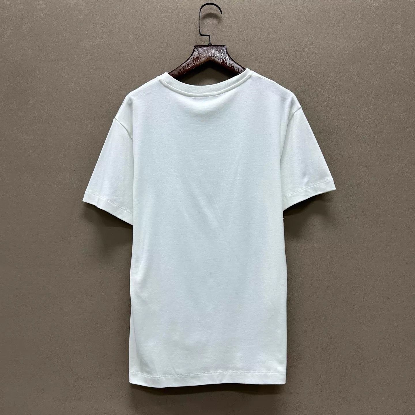 Louis Vuitton Louis Vuitton NWT white short-sleeve tee S Size S / US 4 / IT 40 - 2 Thumbnail