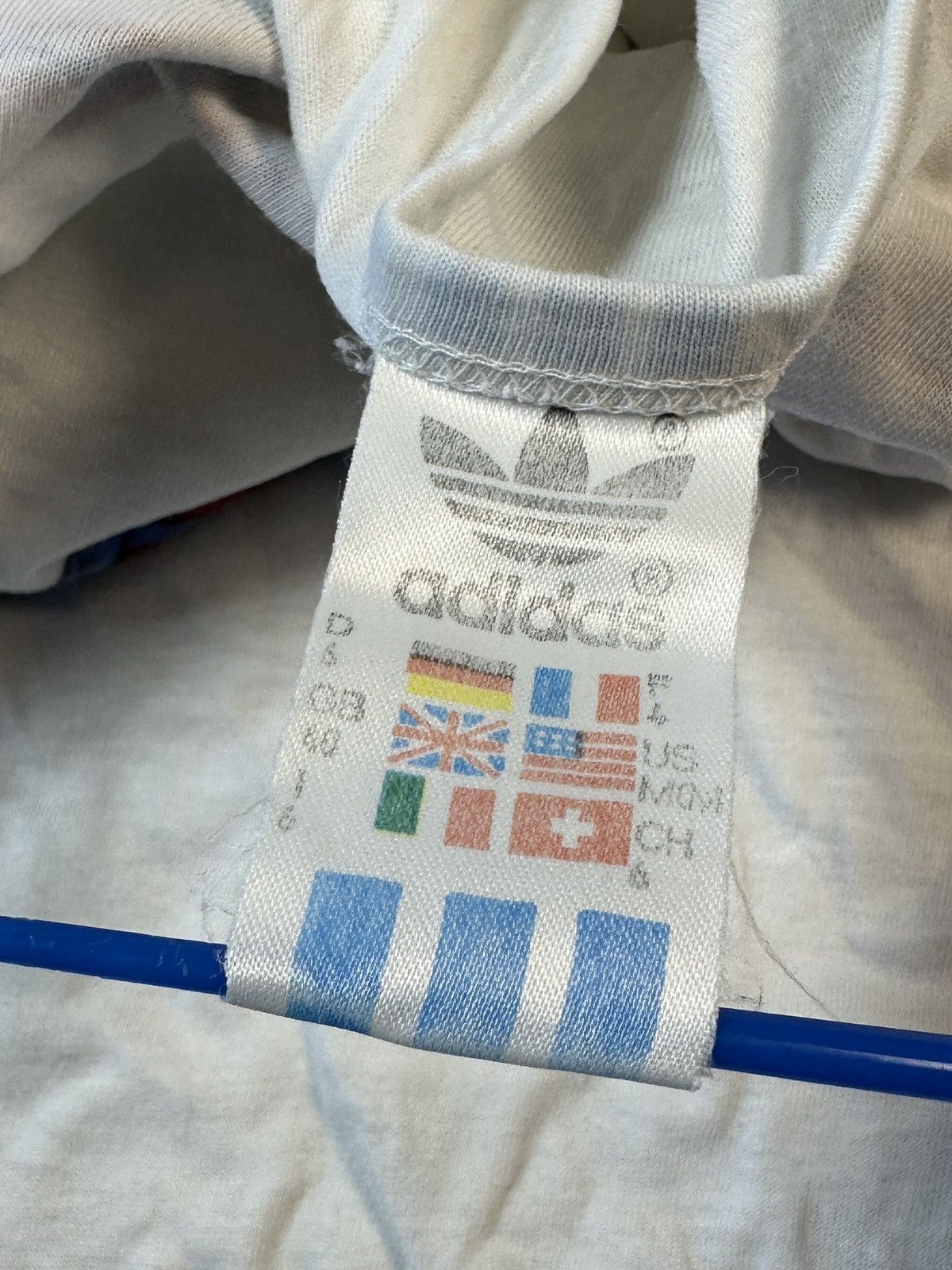 Adidas × Vintage 90s Vintage Adidas Logo T-shirt Streetwear Rare Casual VTg Size US M / EU 48-50 / 2 - 4 Thumbnail