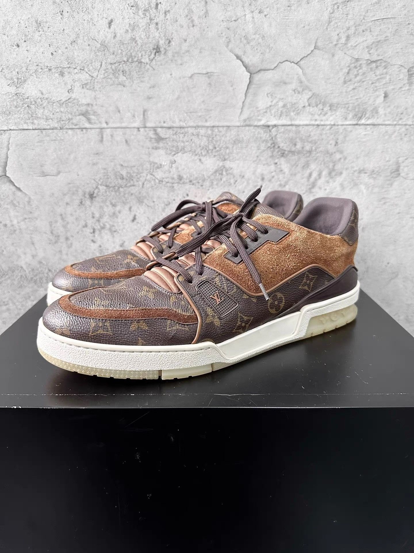Louis Vuitton Louis Vuitton LV Trainer Monogram Brown K34 Size US 11 / EU 44 - 1 Thumbnail