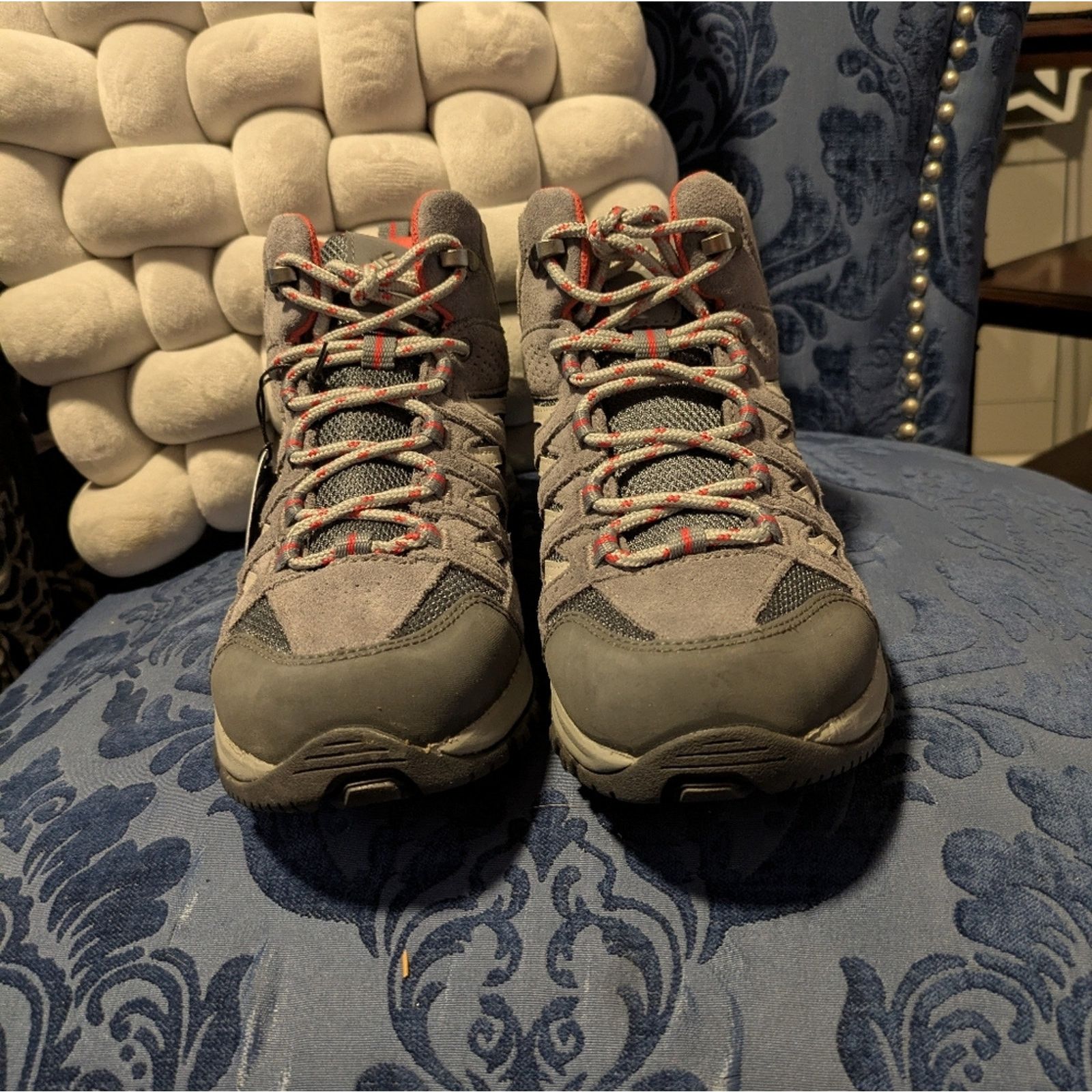 Columbia NWT Columbia Crestwood Mid Waterproof Hiking Boot size 7.5 Size US 7.5 / IT 37.5 - 1 Thumbnail