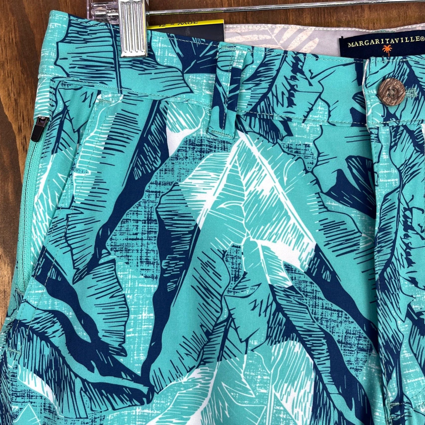 Vintage Margaritaville Mens Shorts Turquoise UPF 30+ Quick Dry 4 Way Stretch Bermuda (S) 30" Regular 7in Inseam Pockets Blue Floral Casual Beach Adult Mens Size US 30 / EU 46 - 2 Thumbnail