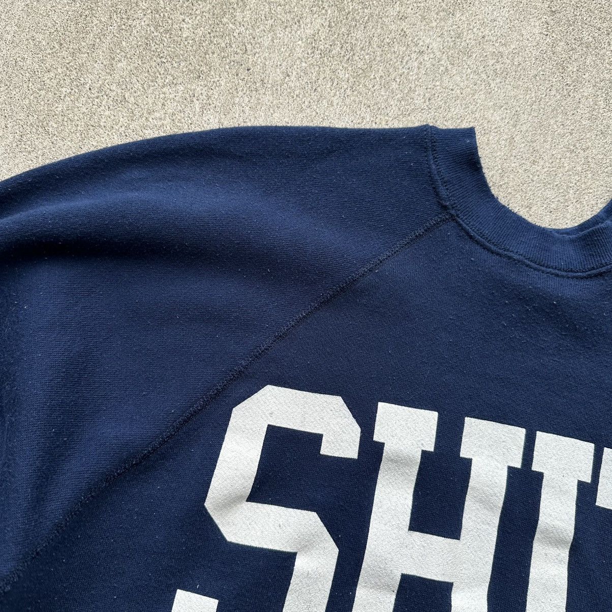 Tultex Vintage Sweatshirt Sh*t Happens 80s Funny Graphic USA Size US L / EU 52-54 / 3 - 3 Thumbnail