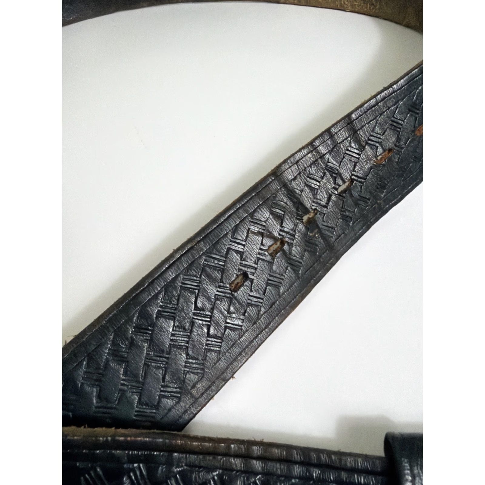Vintage Butler’s Uniform Mens Belt 38 Brown Leather Embossed Distressed Leather Belt Size 38 - 5 Thumbnail