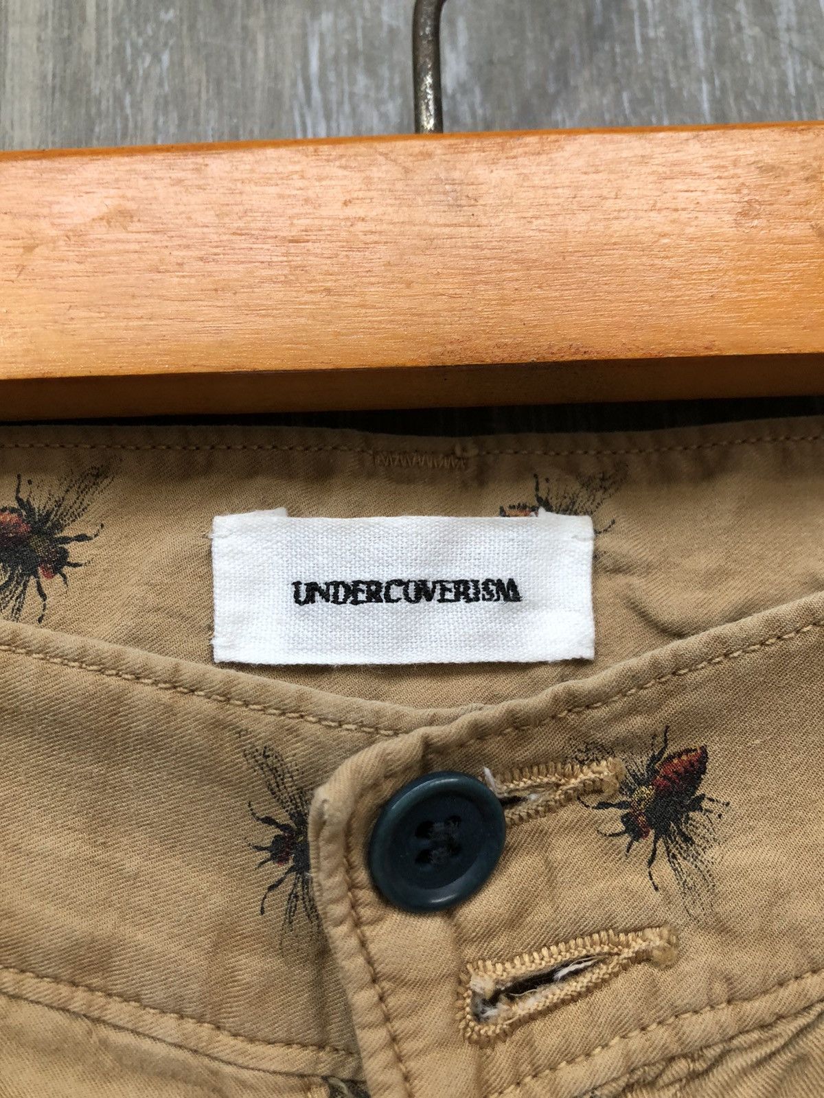 Undercover Undercoverism Bug’s Printed Ankle Pants Size US 30 / EU 46 - 8 Thumbnail