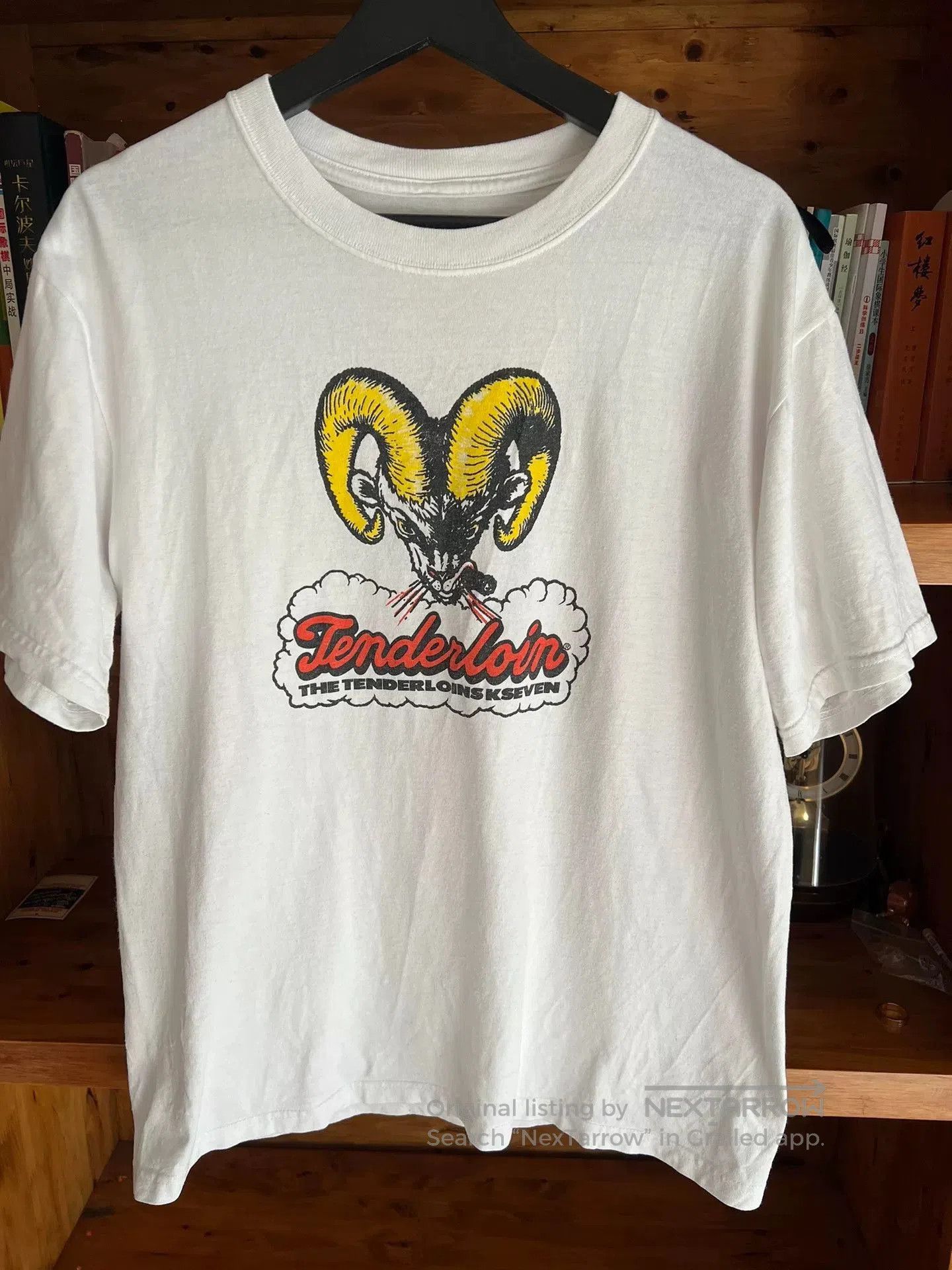 tenderloin white graphic short sleeve t-shirt.