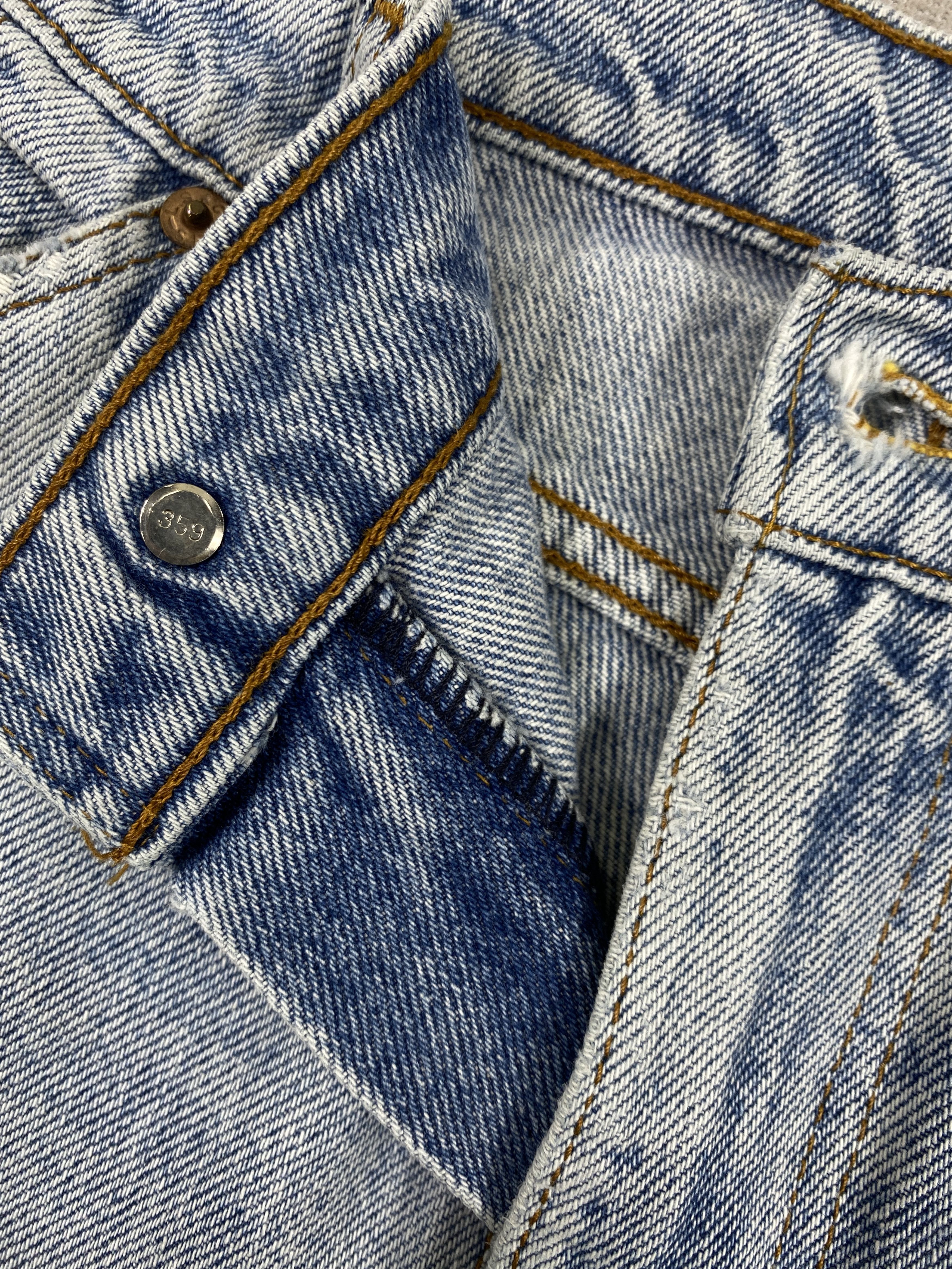 Levi's Light Wash Vintage Levi's Jeans 31x32.5 Denim- JN3559 Size US 31 - 7 Thumbnail