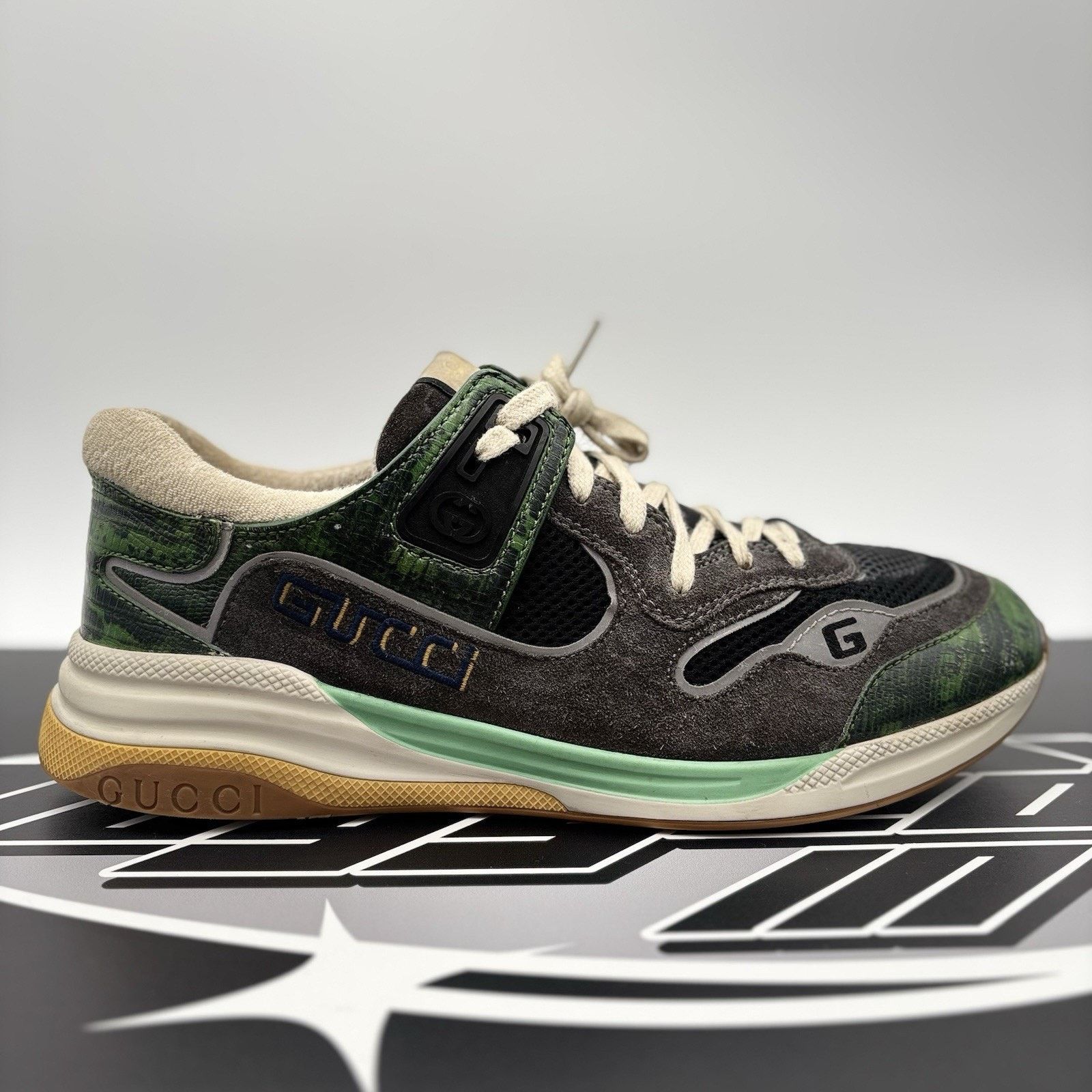 Gucci Gucci Ultrapace ' Green Tejus Printed ' | GOOD CONDITION! Size US 10.5 / EU 43-44 - 2 Thumbnail