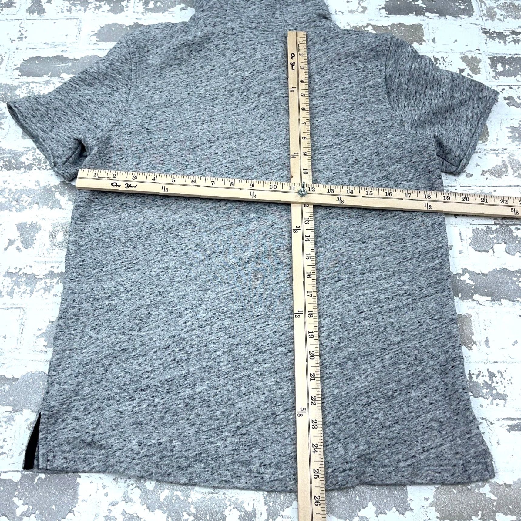 Under Armour Under Armour Project Rock Hoodie Men S Gray Black Short Sleeve Sweatshirt Sweat Pullover Logo 90s Modern Sports Rock Mens Size US S / EU 44-46 / 1 - 5 Thumbnail