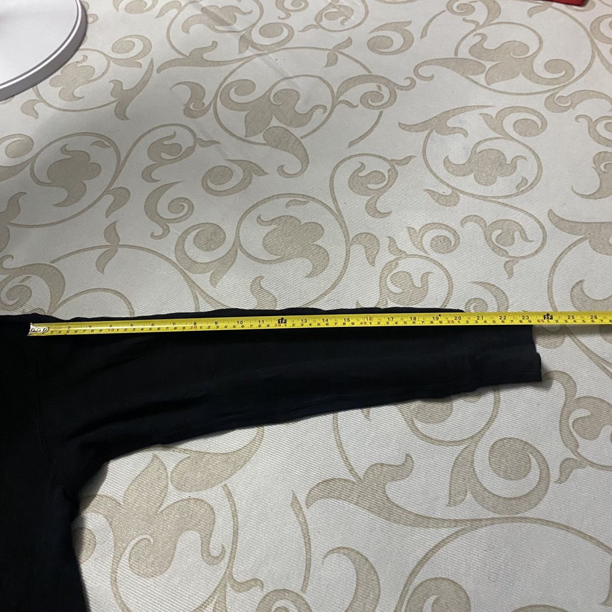 Uniqlo Uniqlo Plain Black Size US M / EU 48-50 / 2 - 7 Thumbnail