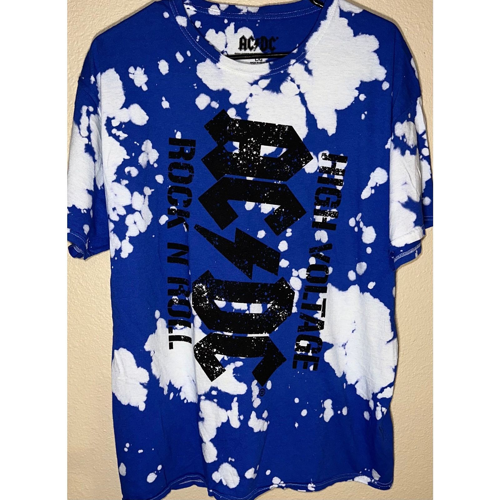 AC/DC ⚡ AC/DC “High Voltage Rock N’ Roll” Bleach Tee Size US L / EU 52-54 / 3 - 1 Thumbnail