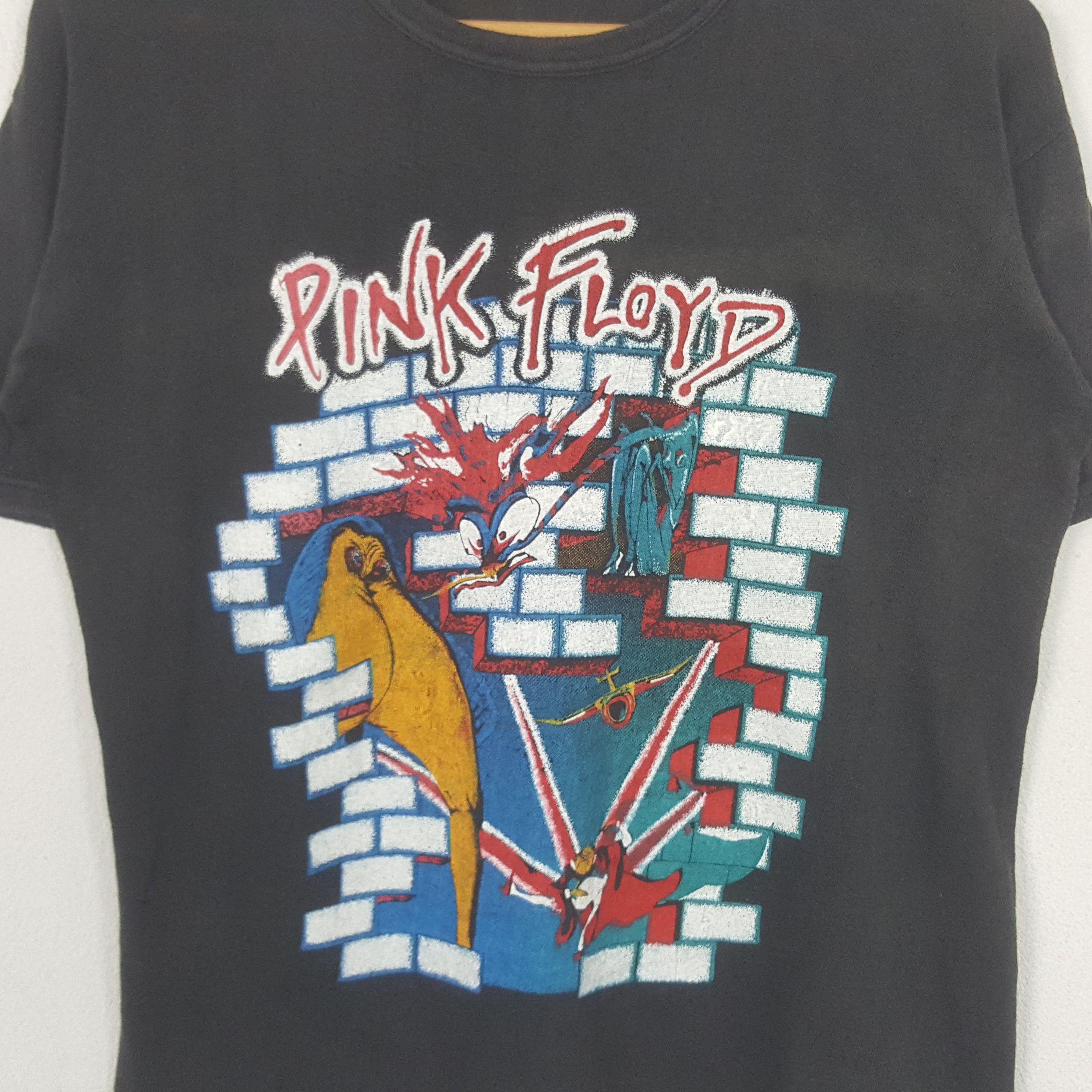 Vintage Vintage Pink Floyp American Rock Band Tshirt RR1 Size US M / EU 48-50 / 2 - 2 Thumbnail