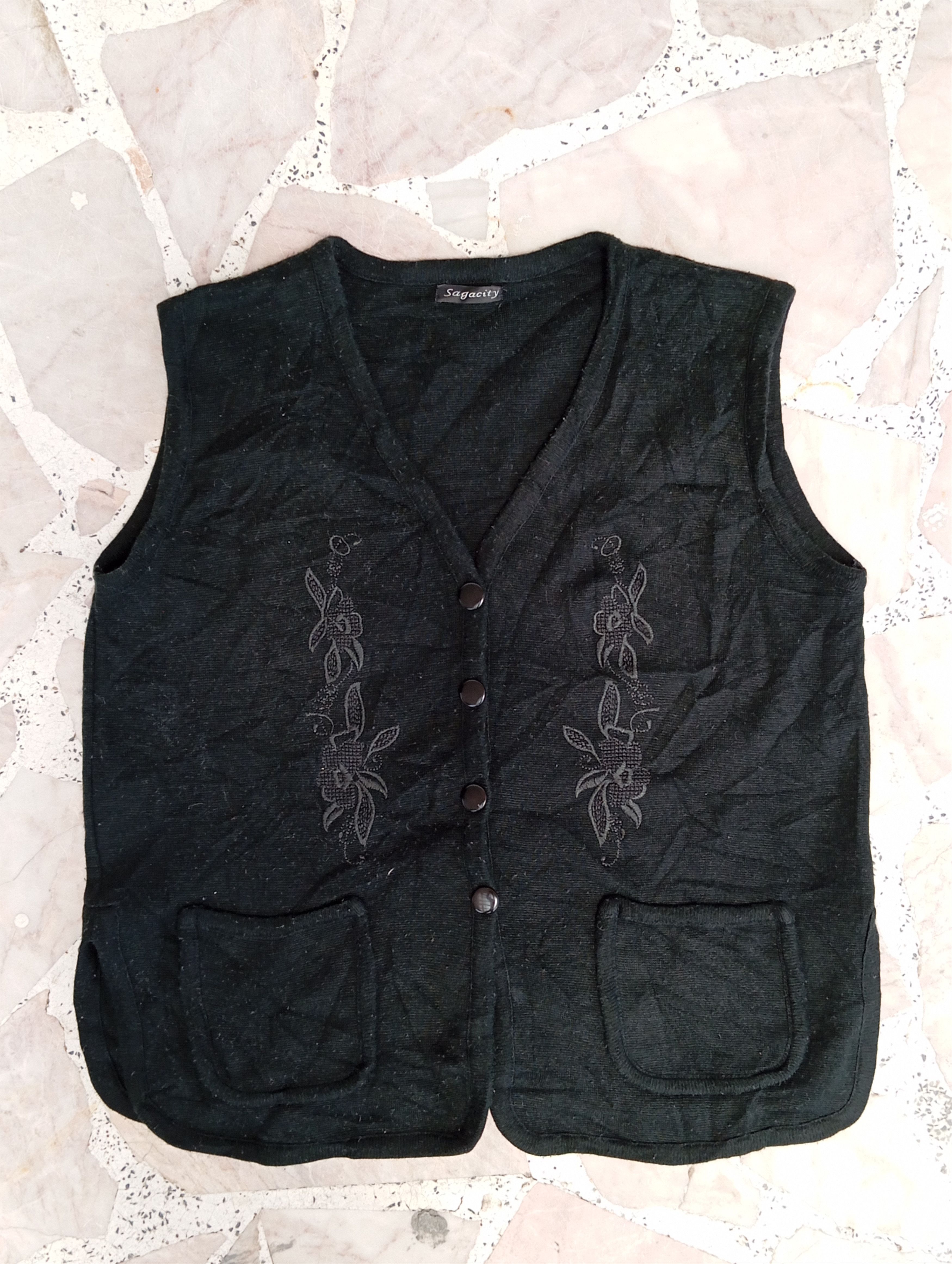 Japanese Brand Beautiful Floral Vest Size M / US 6-8 / IT 42-44 - 1 Thumbnail
