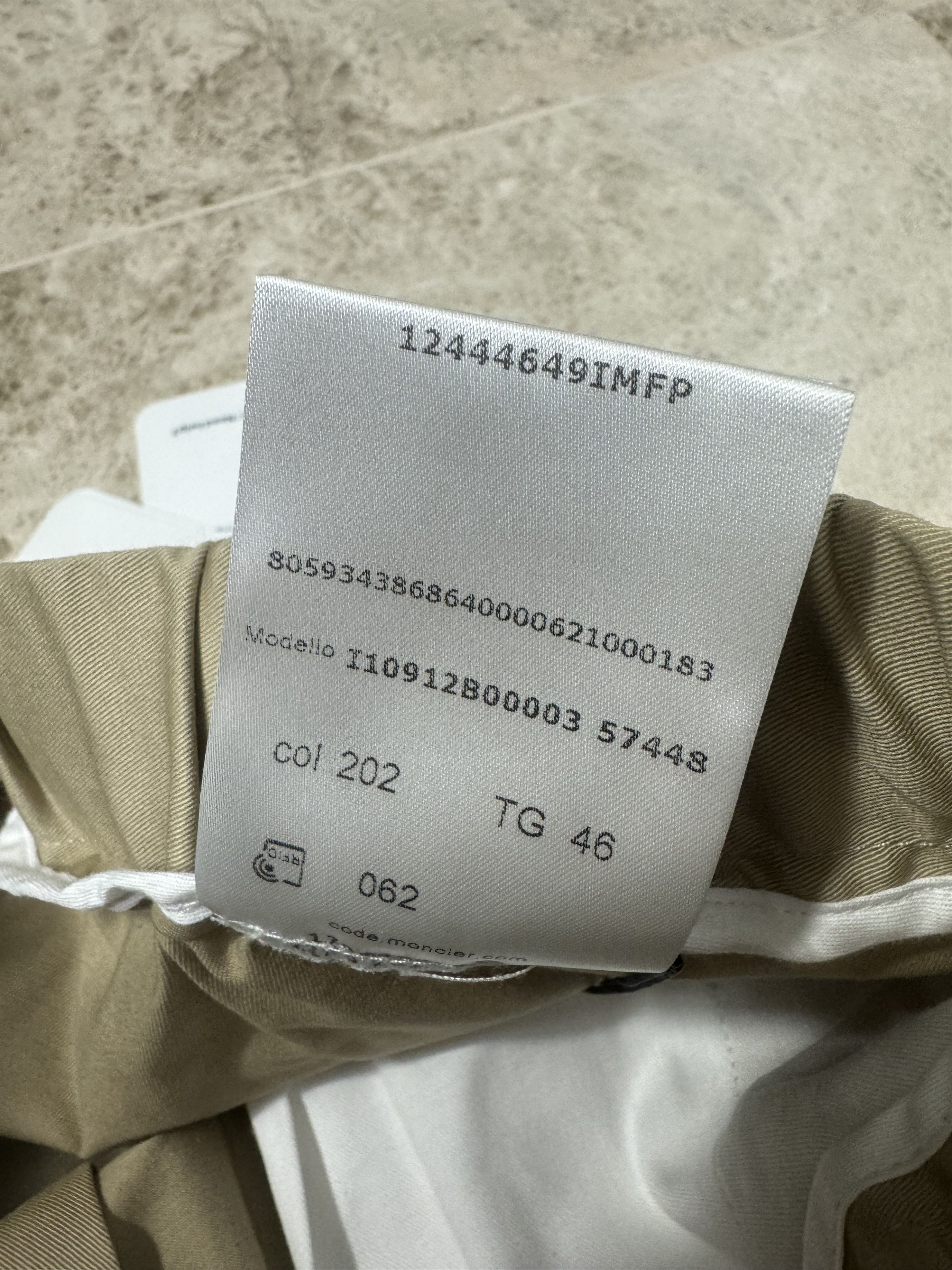 Moncler Moncler Bermuda Shorts Size US 30 / EU 46 - 8 Thumbnail