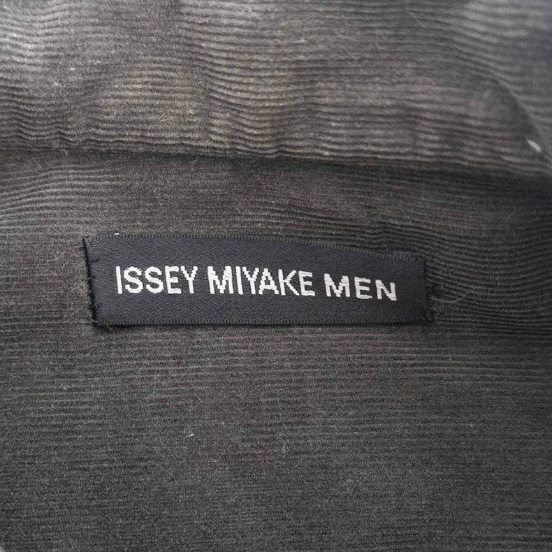Issey Miyake issey miyake Profiled corduroy shirt Size US M / EU 48-50 / 2 - 4 Thumbnail