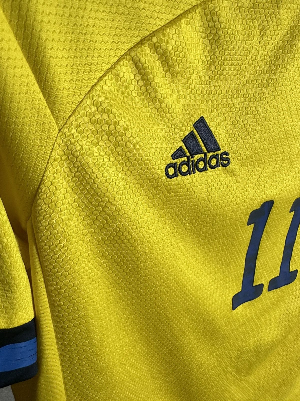 Adidas 🇸🇪 2020 Adidas Sweden Ibrahimovic Euro Soccer Jersey Size US S / EU 44-46 / 1 - 9 Thumbnail