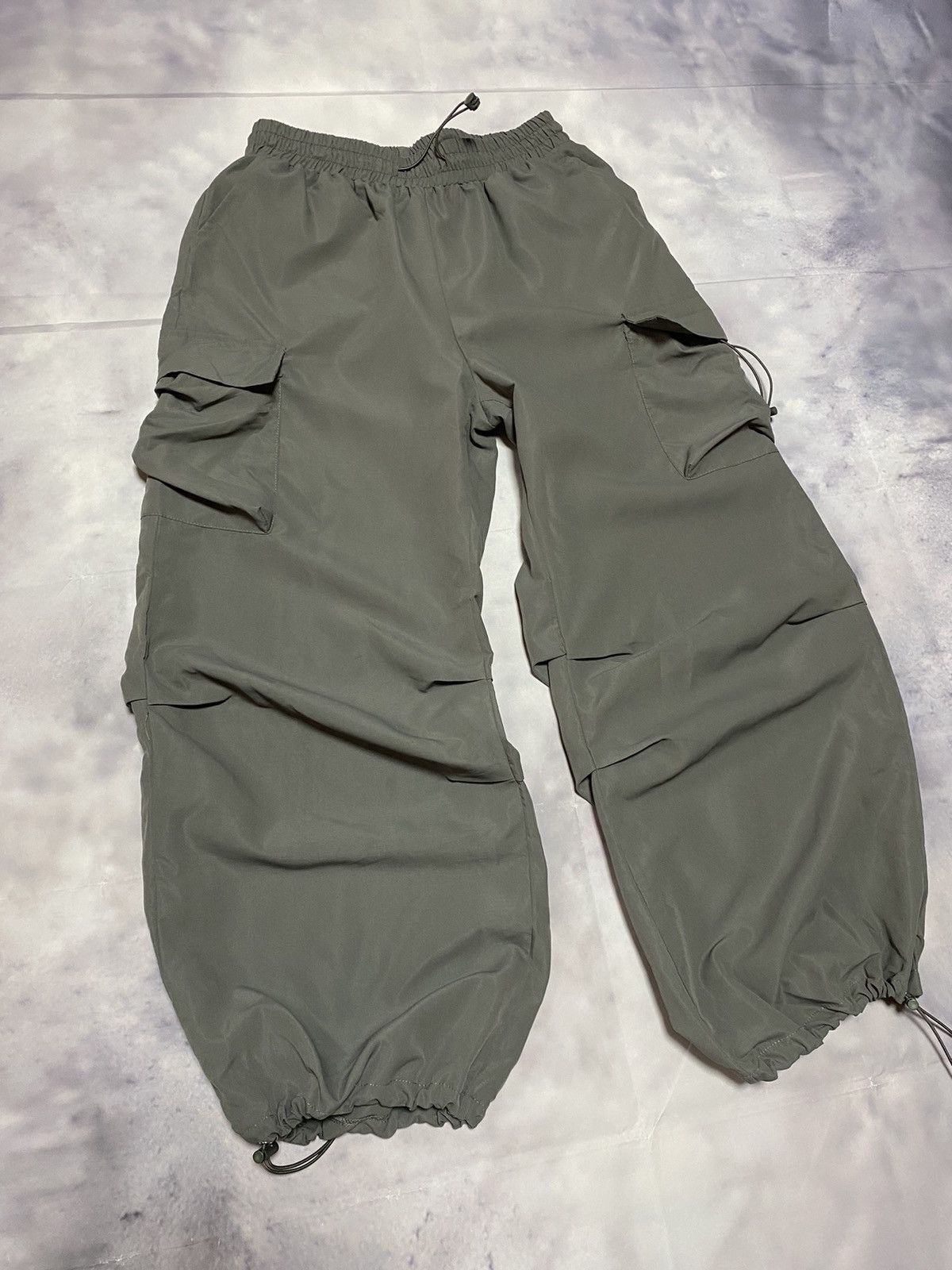 Japanese Brand × Vintage Parachute Grey Pants Baggy Size US 38 / EU 54 - 2 Thumbnail