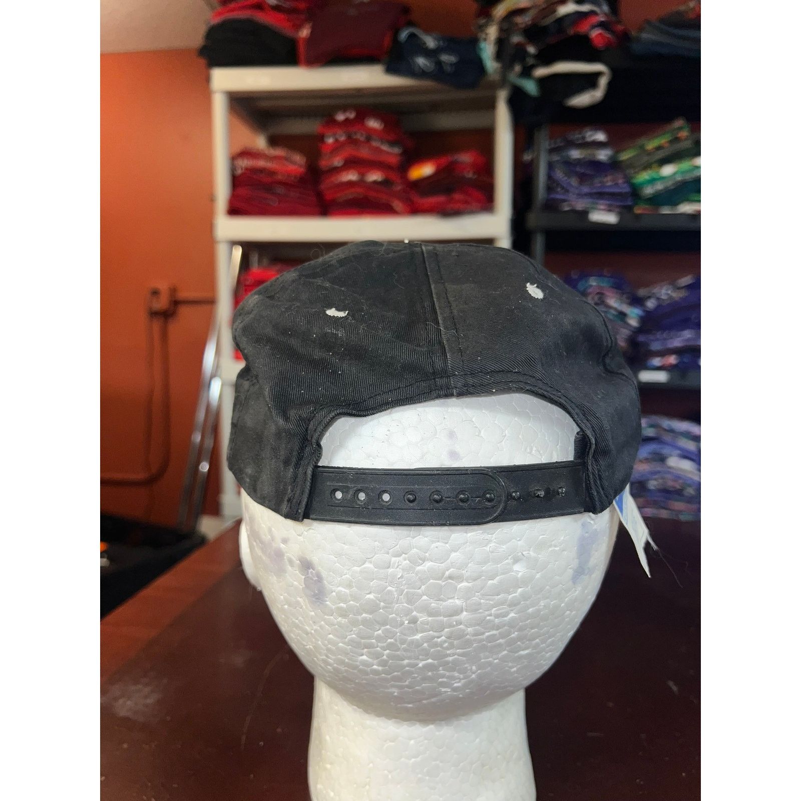 Vintage Vintage Los Angeles Raiders Script Hat Shield Stained 90s Size ONE SIZE - 7 Thumbnail
