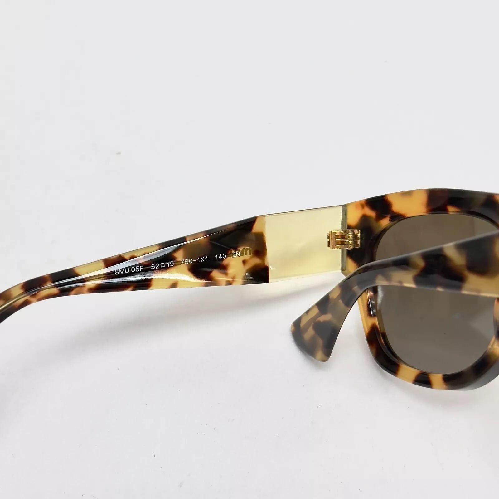 Miu Miu MIU MIU 05P Bold ECLAT Chunky Sunglasses MU05PS Brown Havana Size ONE SIZE - 4 Thumbnail
