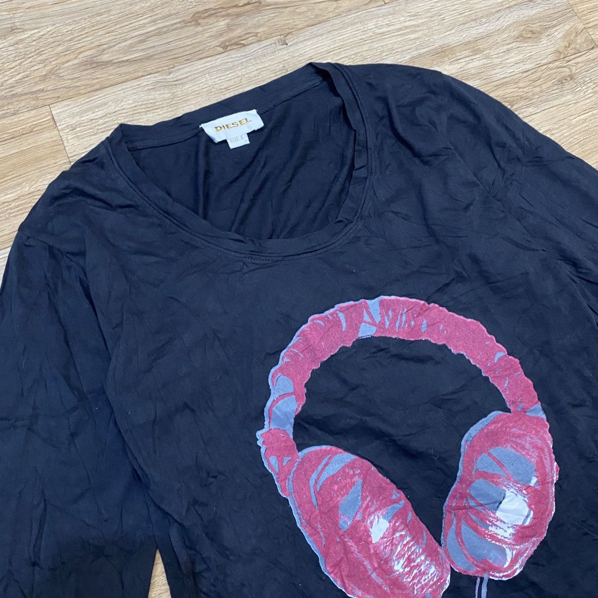 Diesel 2000s Y2k Diesel Earphone Long Sleeve T-Shirt Size US S / EU 44-46 / 1 - 2 Thumbnail