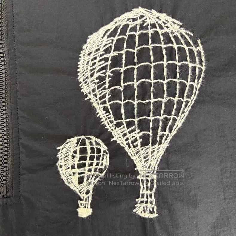 Louis Vuitton Louis Vuitton Black Half Zip Embroidered Hot Air Balloon T Size US L / EU 52-54 / 3 - 6 Thumbnail