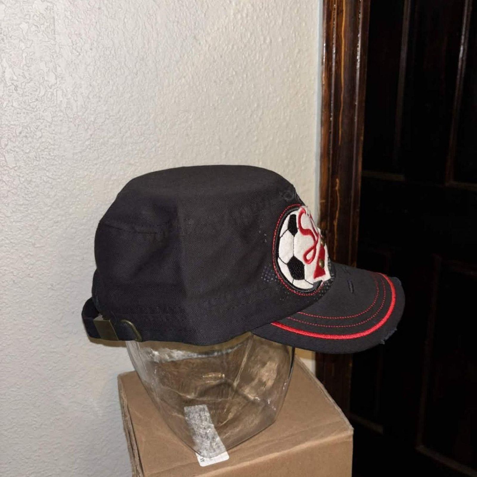 Vintage Y2K Leader Soccer Mom Distressed Hat Size ONE SIZE - 2 Thumbnail