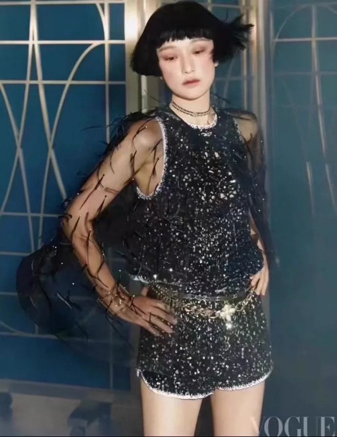 Chanel Chanel Heavy industry sequin shorts Nextarrow-2505 Size 25" / US 0 / IT 36 - 9 Thumbnail