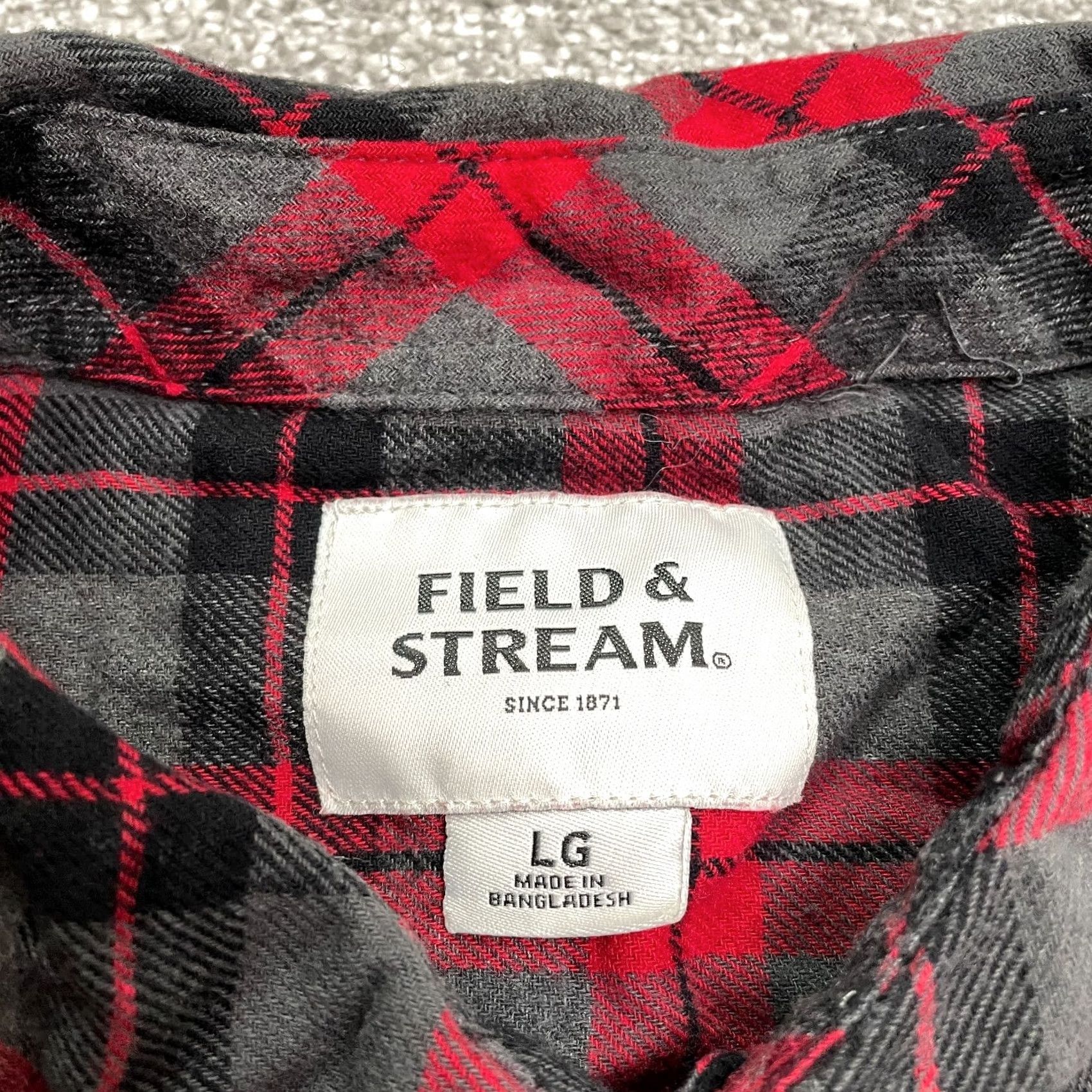 Vintage Field & Stream Flannel Shirt Mens L Red Gray Black Plaid Long Sleeve Casual Button-Up Modern Classic Size US L / EU 52-54 / 3 - 4 Thumbnail