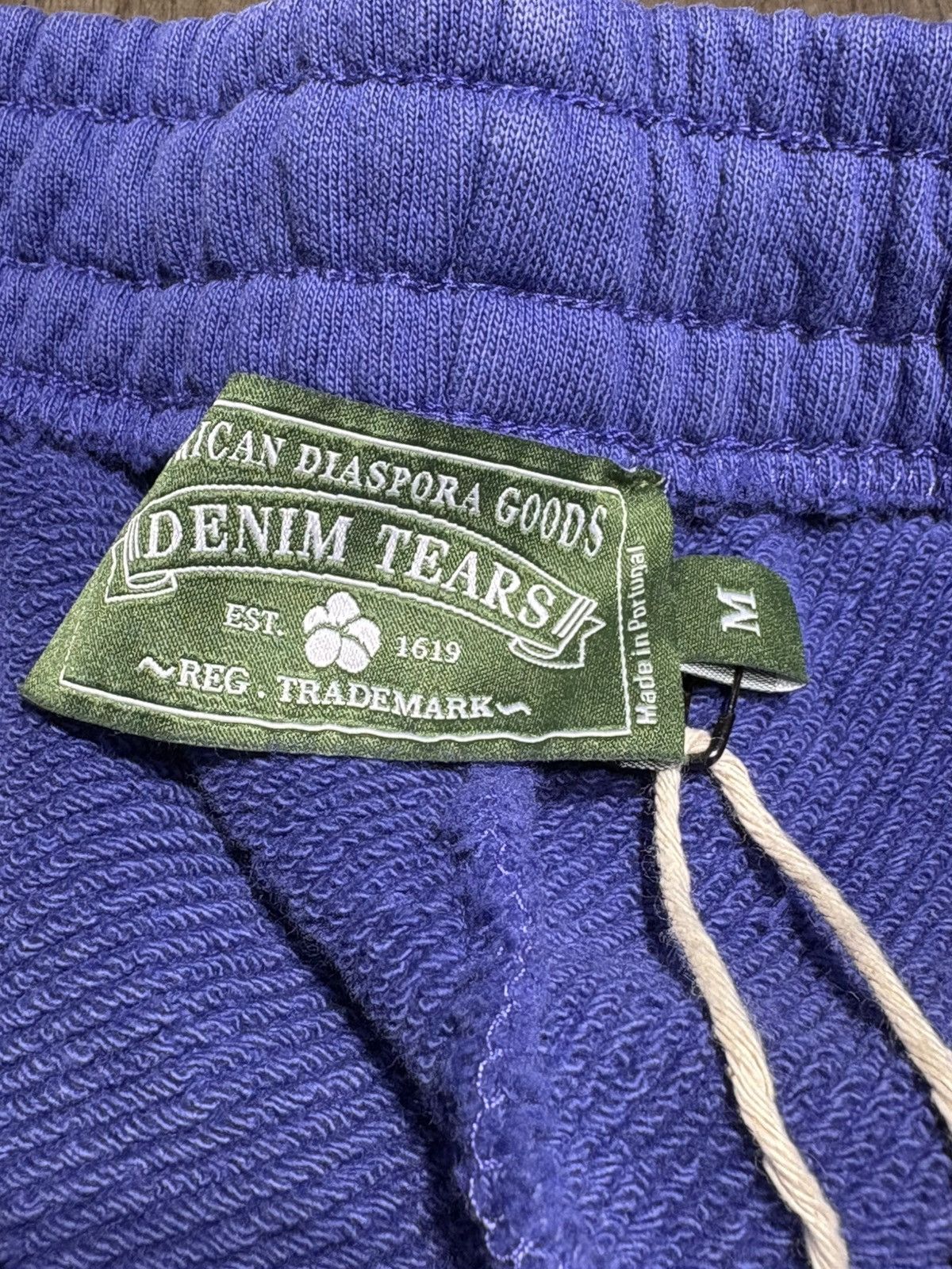 DENIM TEARS Denim Tears Mono Cotton Wreath Sweat Shorts Washed Blue Size US 34 / EU 50 - 2 Thumbnail