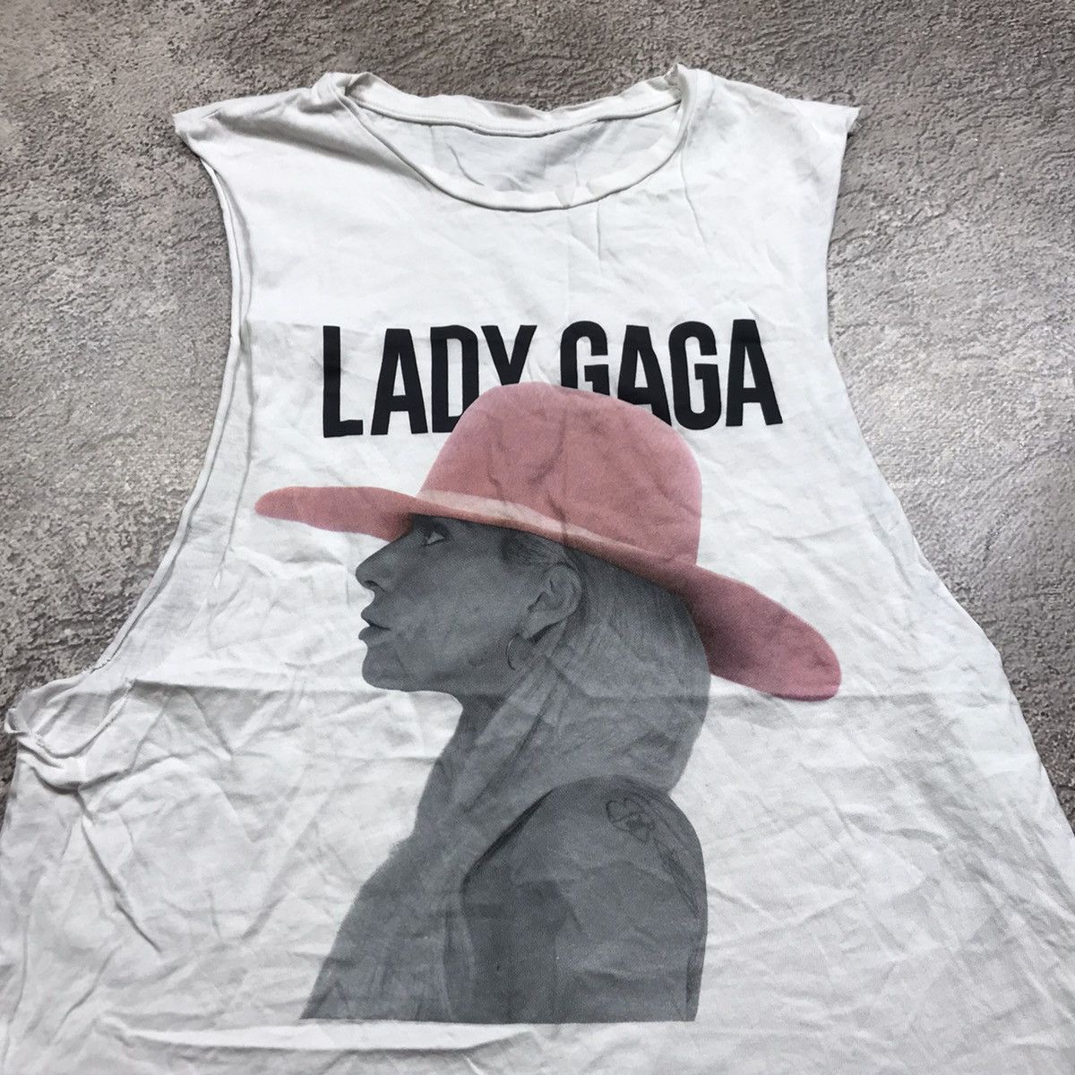 Vintage Vintage Y2K Lady Gaga Graphic Tank Top Sun Faded Streetwear Size S / US 4 / IT 40 - 1 Thumbnail