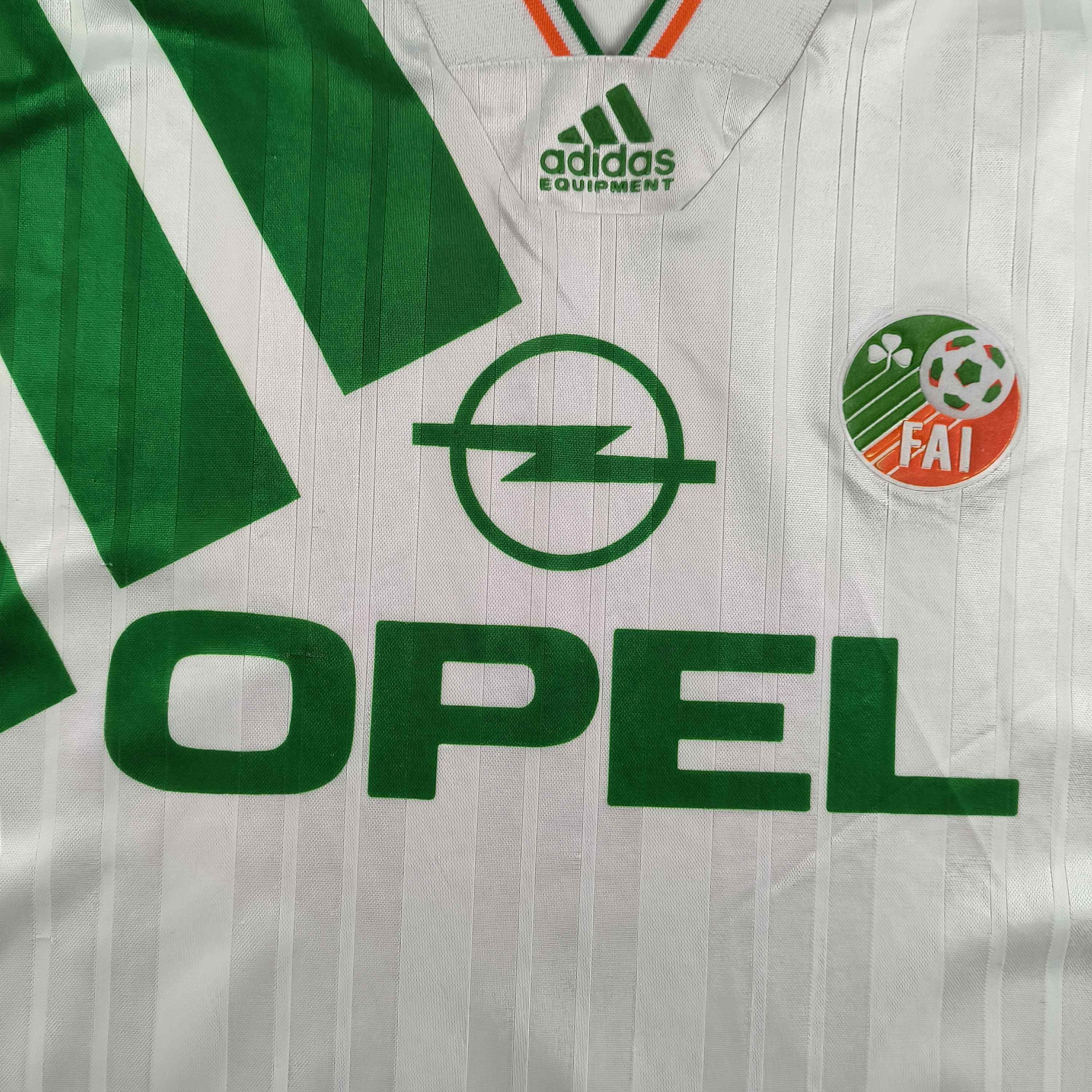 Adidas Ireland 1992-94 Adidas away football jersey shirt size L Size US L / EU 52-54 / 3 - 3 Thumbnail