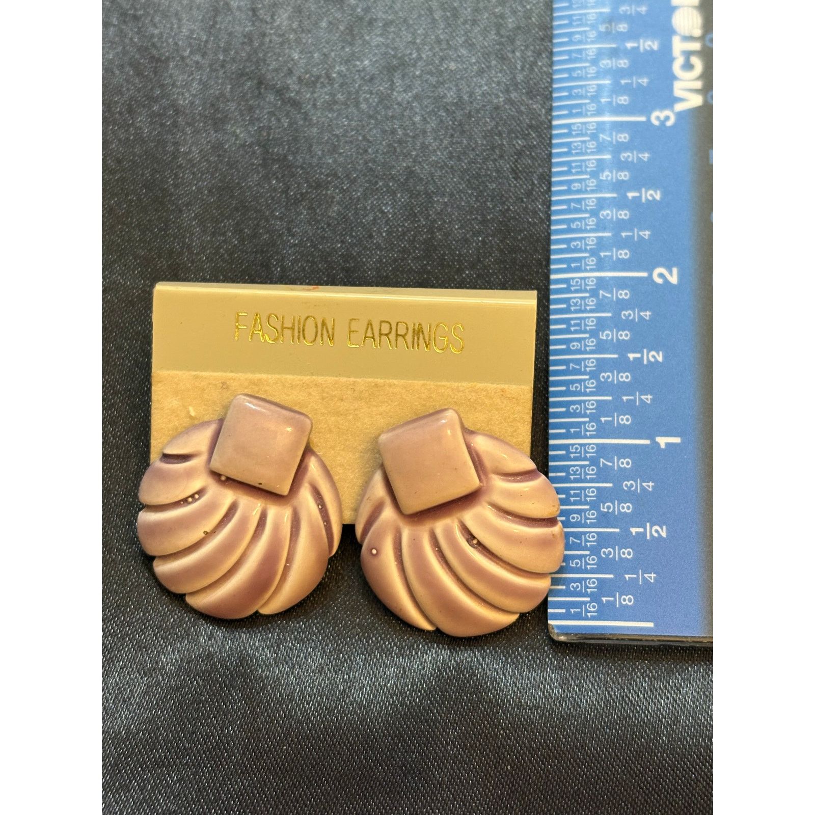 Other Vintage old stock 1980s Mauve Shell Statement Earrings Size ONE SIZE - 3 Thumbnail