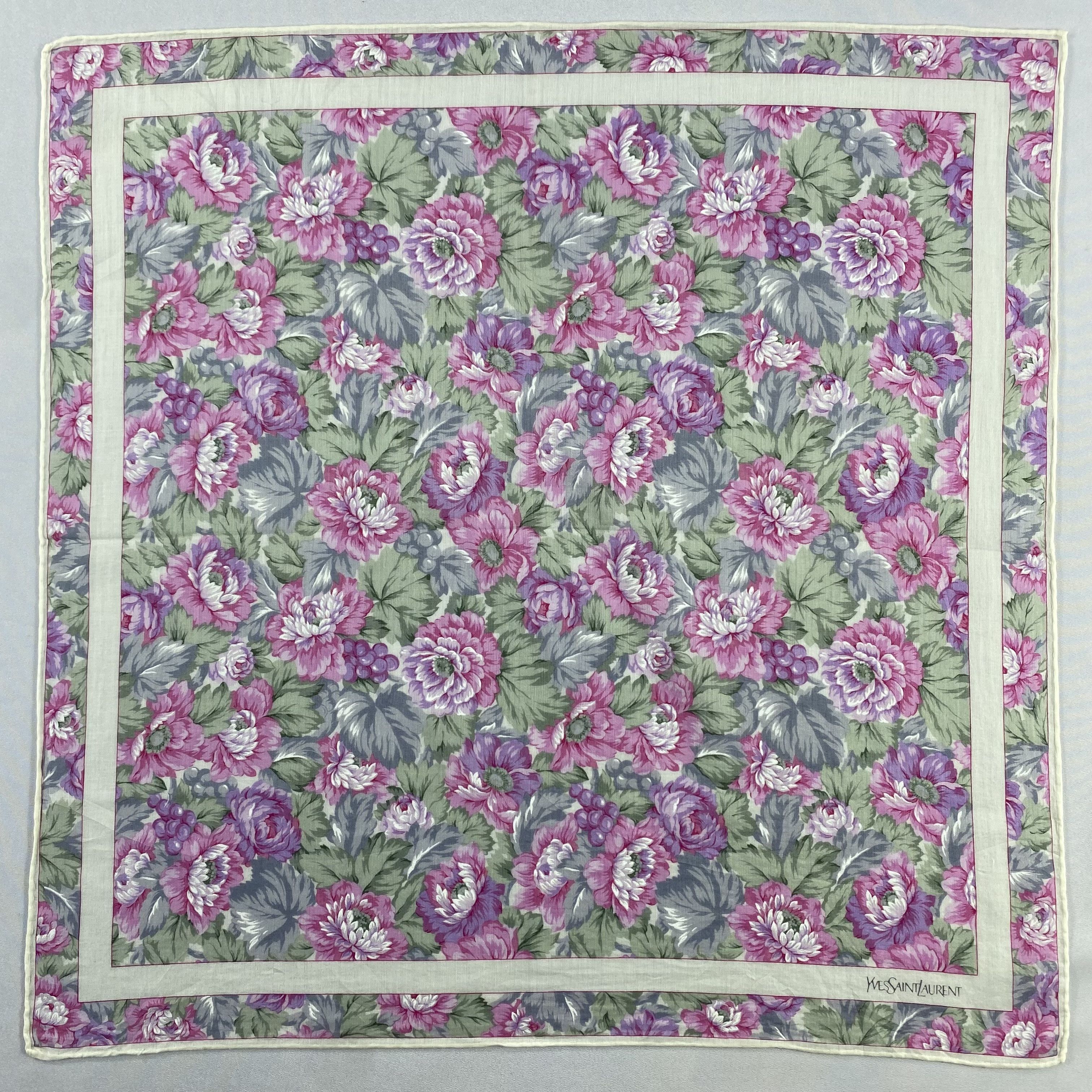 Vintage Yves Saint Laurent Neckerchief / Handkerchief-P1884 Size ONE SIZE - 1 Thumbnail