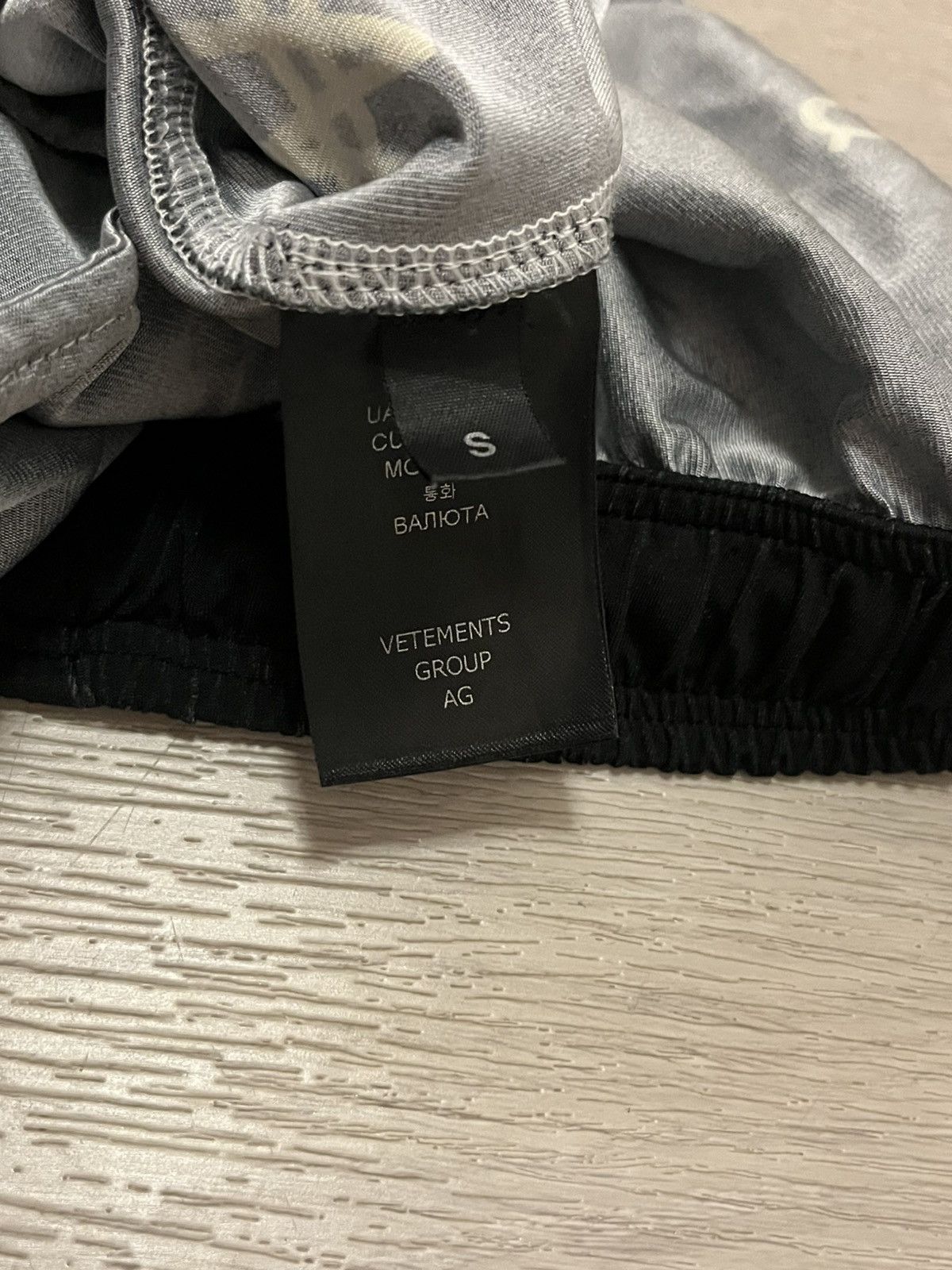 Vetements Vetements Currency Money Monogram Sweatpants Pajamas Size US 30 / EU 46 - 5 Thumbnail
