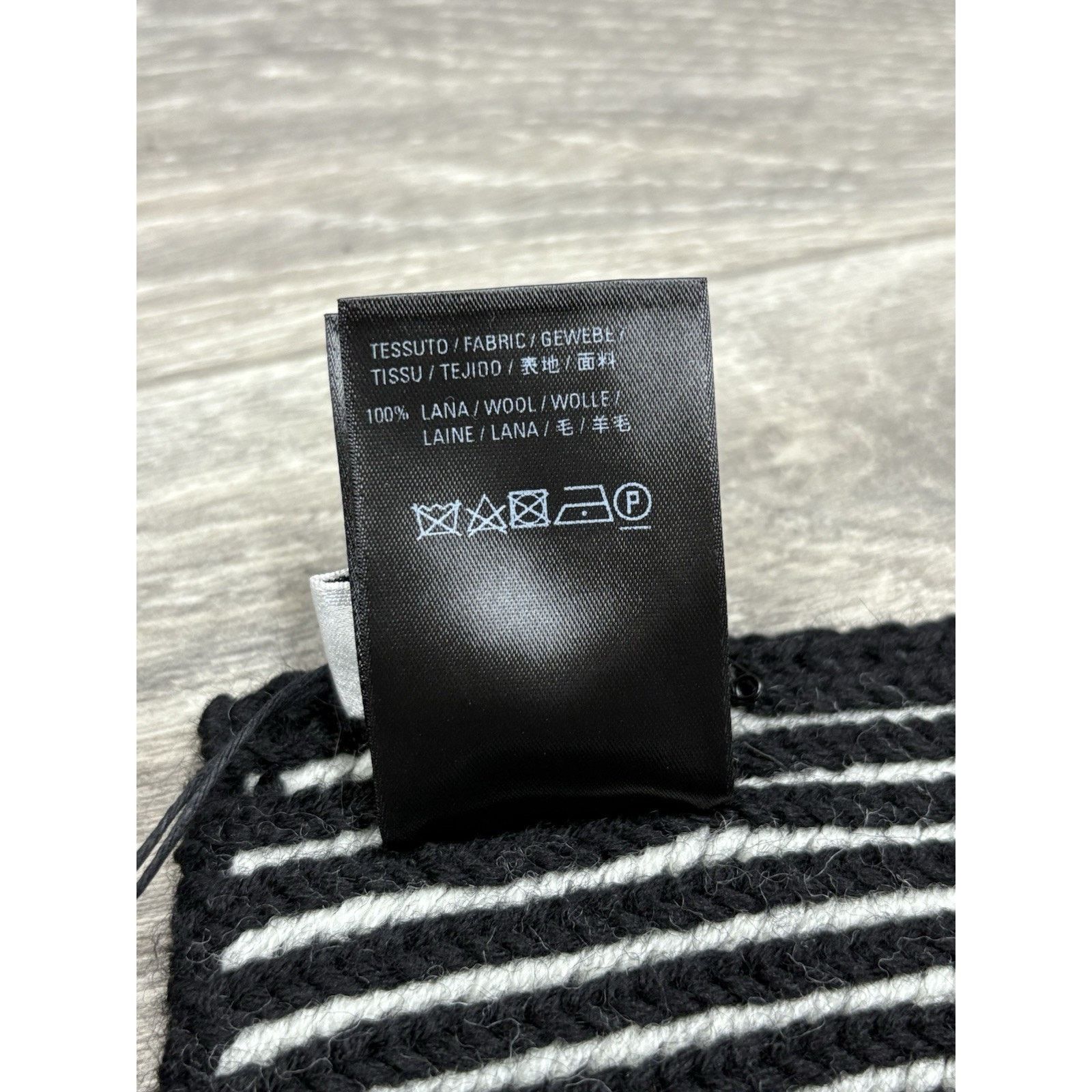 Balenciaga Balenciaga Logo Printed Wool Scarf | NEW! Size ONE SIZE - 13 Thumbnail