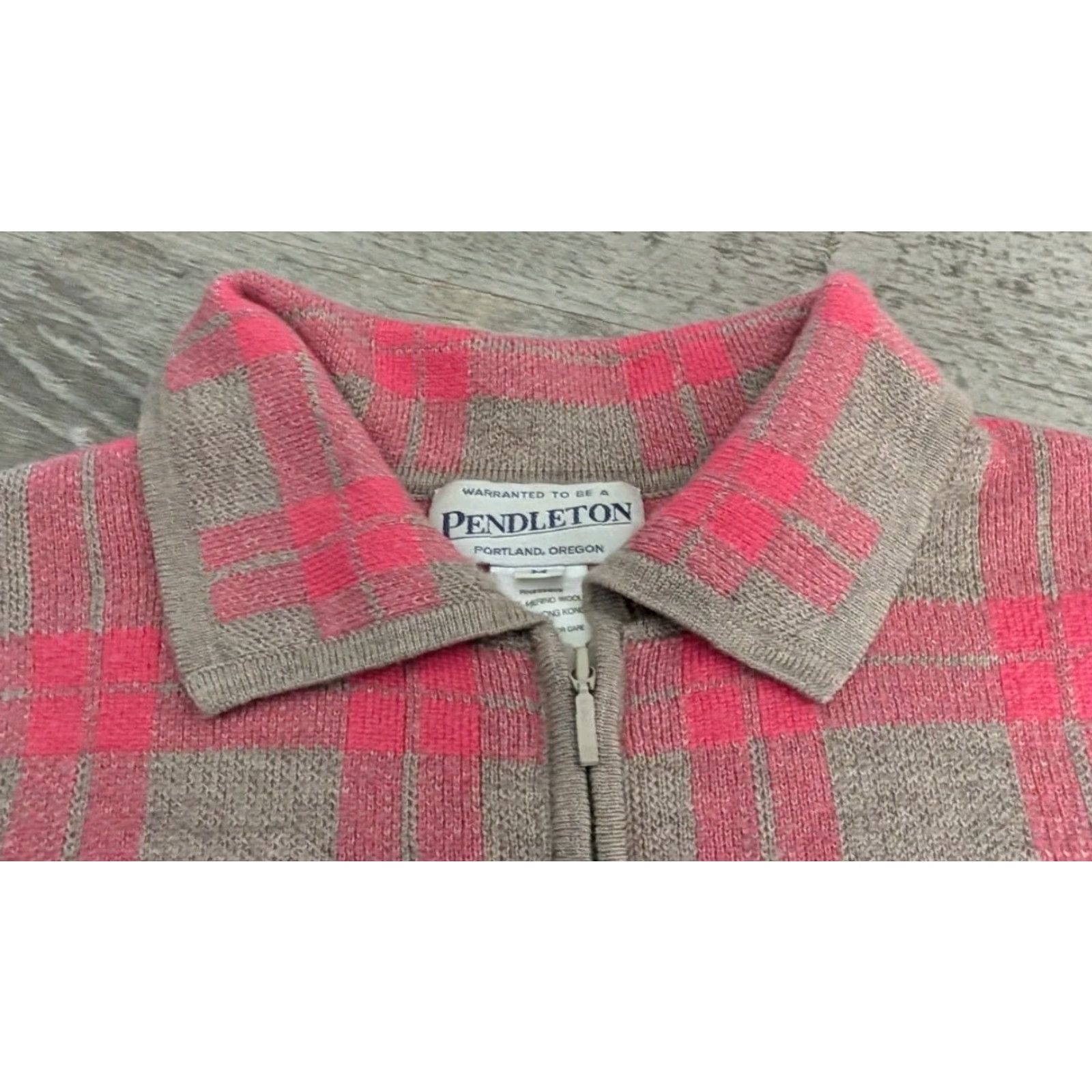 Pendleton VINTAGE Pendleton Merino Wool Full Zip Sweater M Gray Pink Plaid Classic Womens Size M / US 6-8 / IT 42-44 - 6 Thumbnail