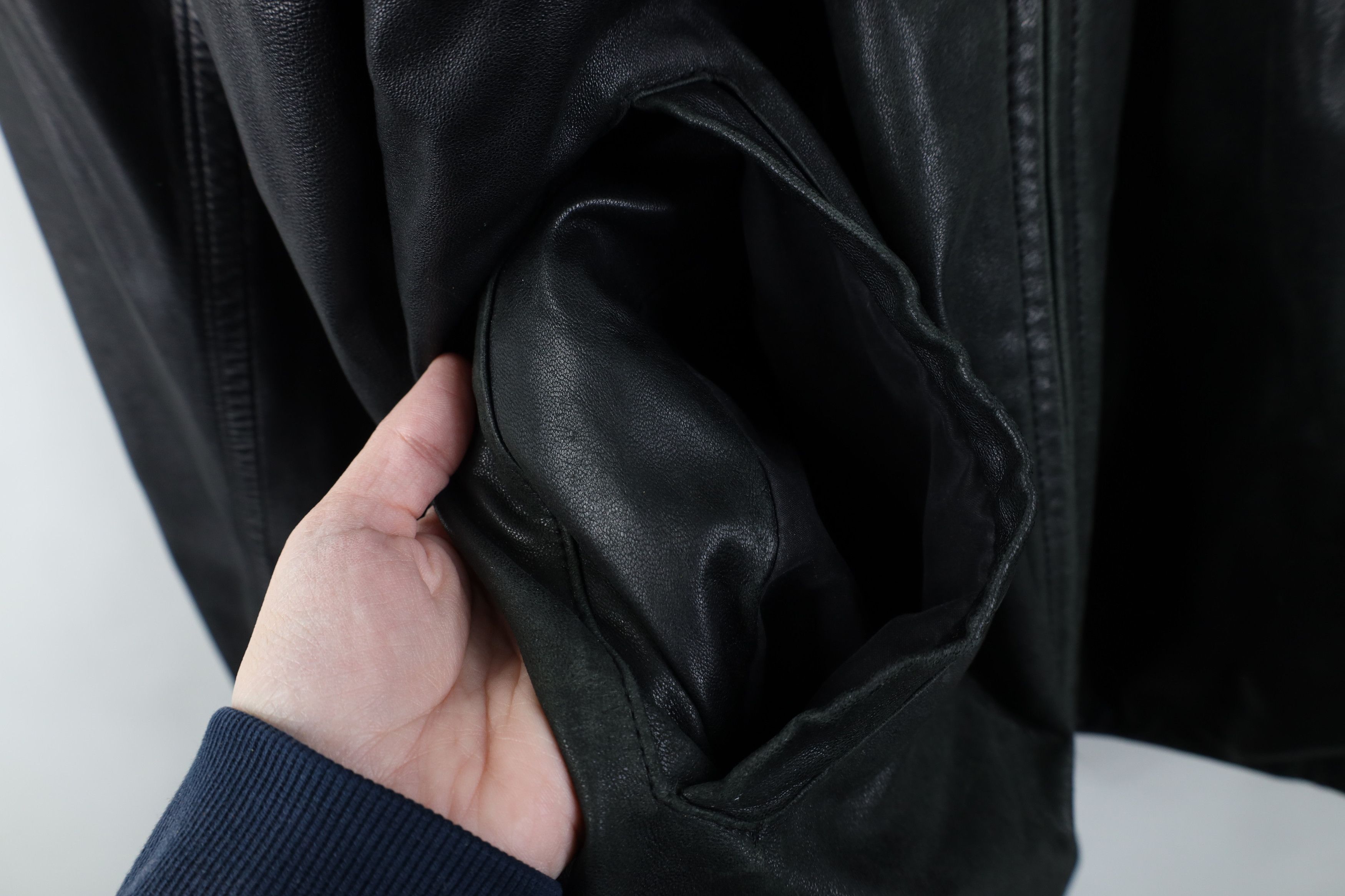 Vintage Vintage 90s Streetwear Soft Leather Collared Bomber Jacket Size US XXL / EU 58 / 5 - 7 Thumbnail