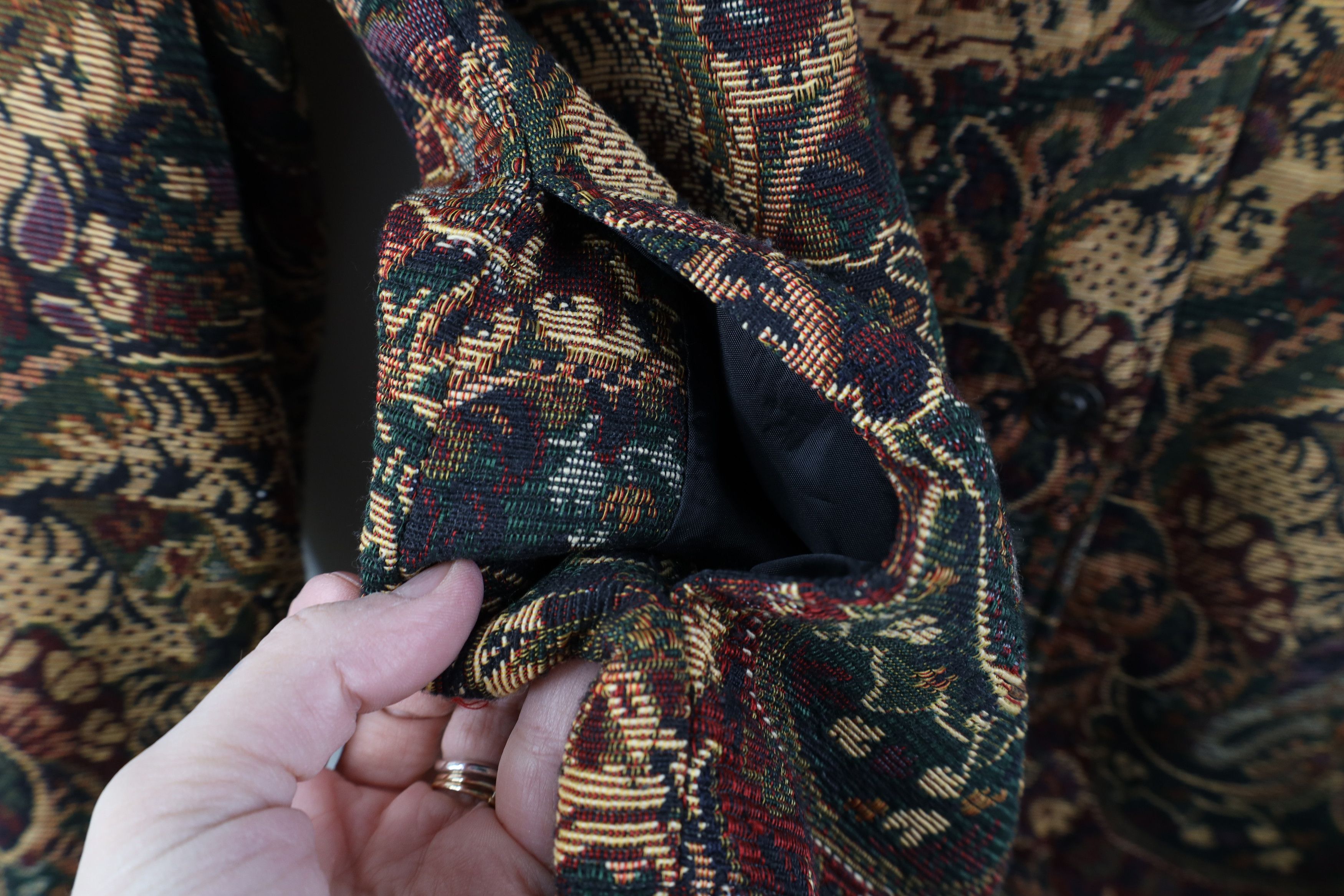 Vintage Vintage 90s Streetwear Tapestry Flower Paisley Jacket Size L / US 10 / IT 46 - 6 Thumbnail