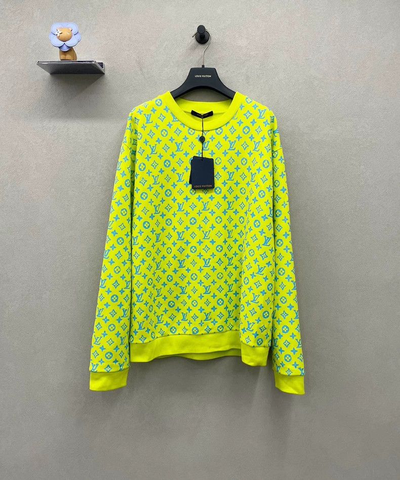 Louis Vuitton Louis Vuitton Yellow Sweater with Full Logo sweater Size US L / EU 52-54 / 3 - 1 Thumbnail