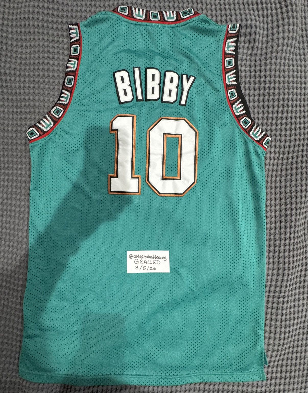 Other Vancouver Grizzlies Mike Bibby jersey Size US L / EU 52-54 / 3 - 2 Thumbnail