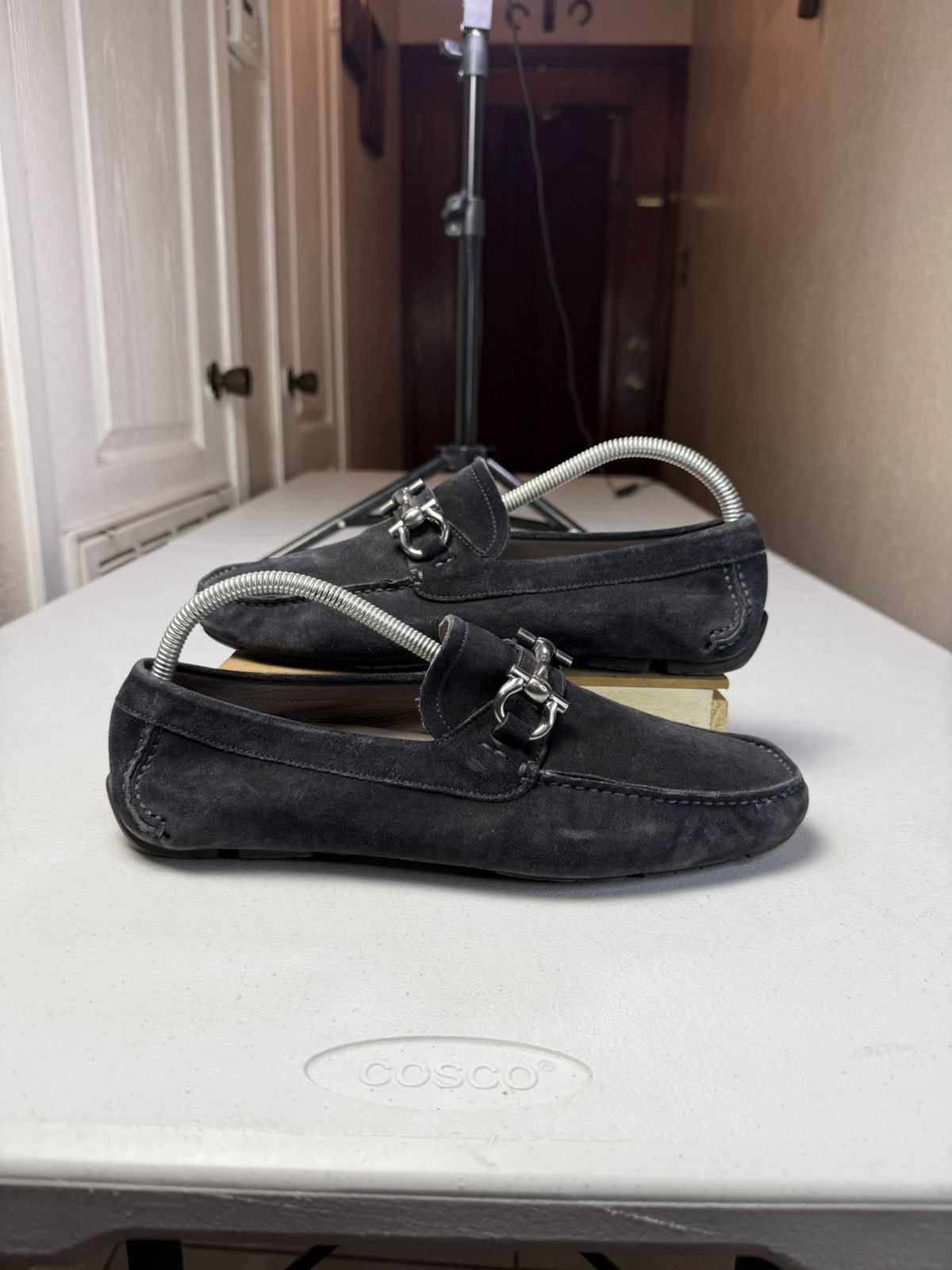 Salvatore Ferragamo Salvatore Ferragamo Parigi Gancini Driving Loafers Size 7 Size US 7 / EU 40 - 1 Thumbnail