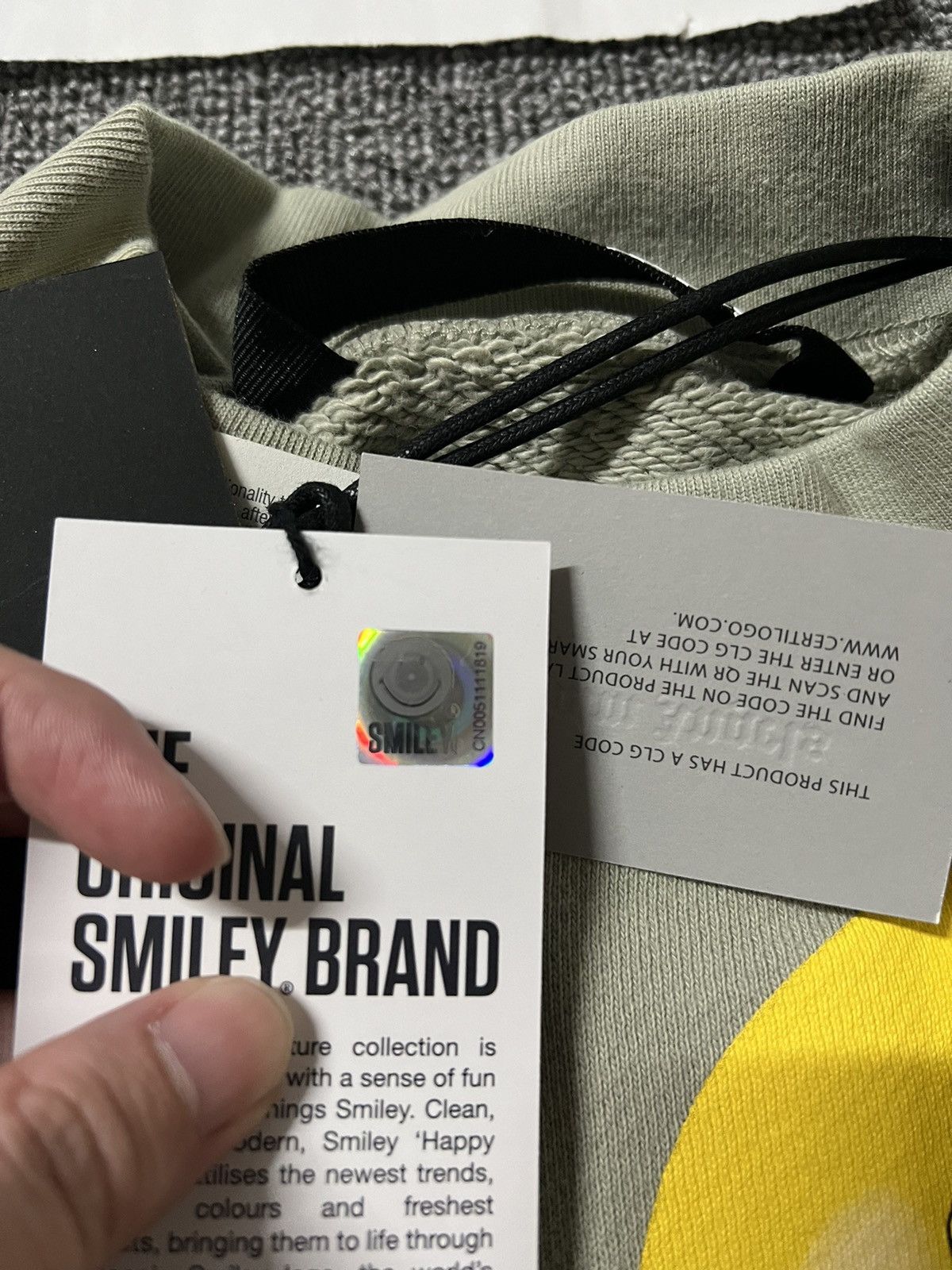 Palm Angels 「retail💲595」Brand new palm angels x smiley juggler crewneck Size US XL / EU 56 / 4 - 6 Thumbnail