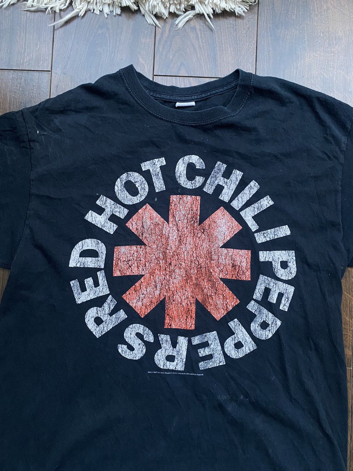 Band Tees Vintage Red Hot Chili Peppers 2011 tee Size US L / EU 52-54 / 3 - 3 Thumbnail