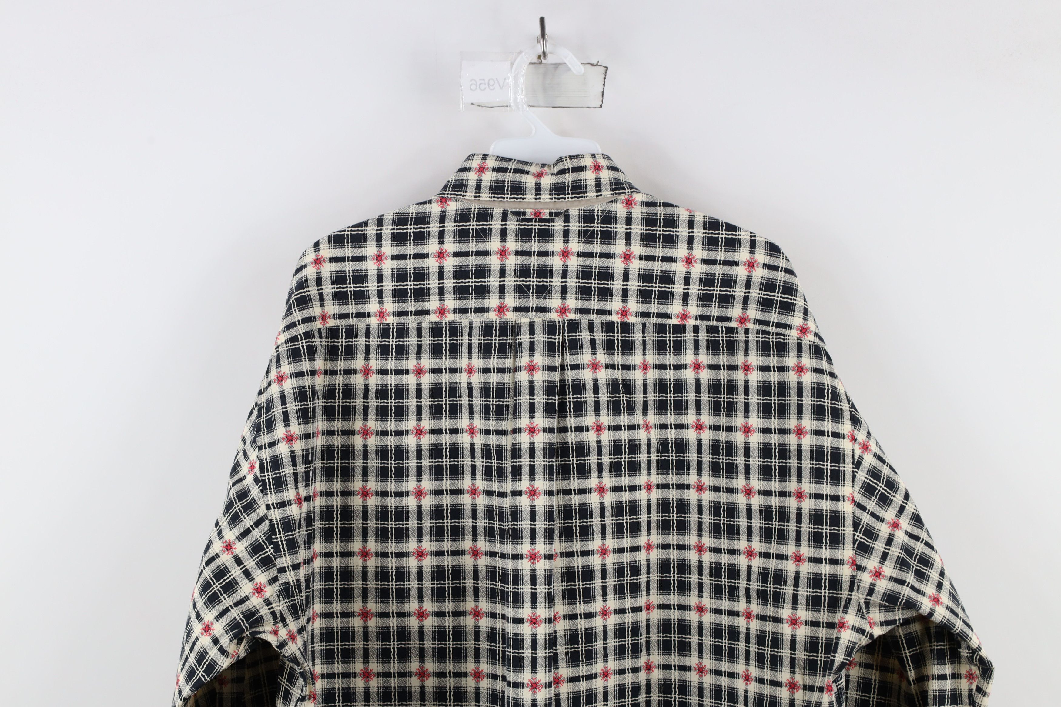 Tommy Hilfiger × Vintage Vintage 90s Tommy Hilfiger Snowflake Button Down Shirt Plaid Size US L / EU 52-54 / 3 - 10 Thumbnail