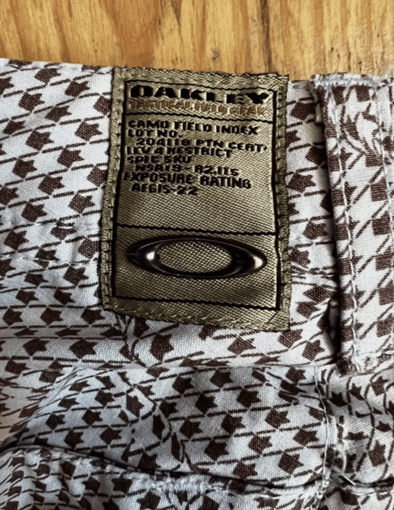 Oakley Oakley Vintage Sample Golf Hose selten rare Size US 34 / EU 50 - 4 Thumbnail