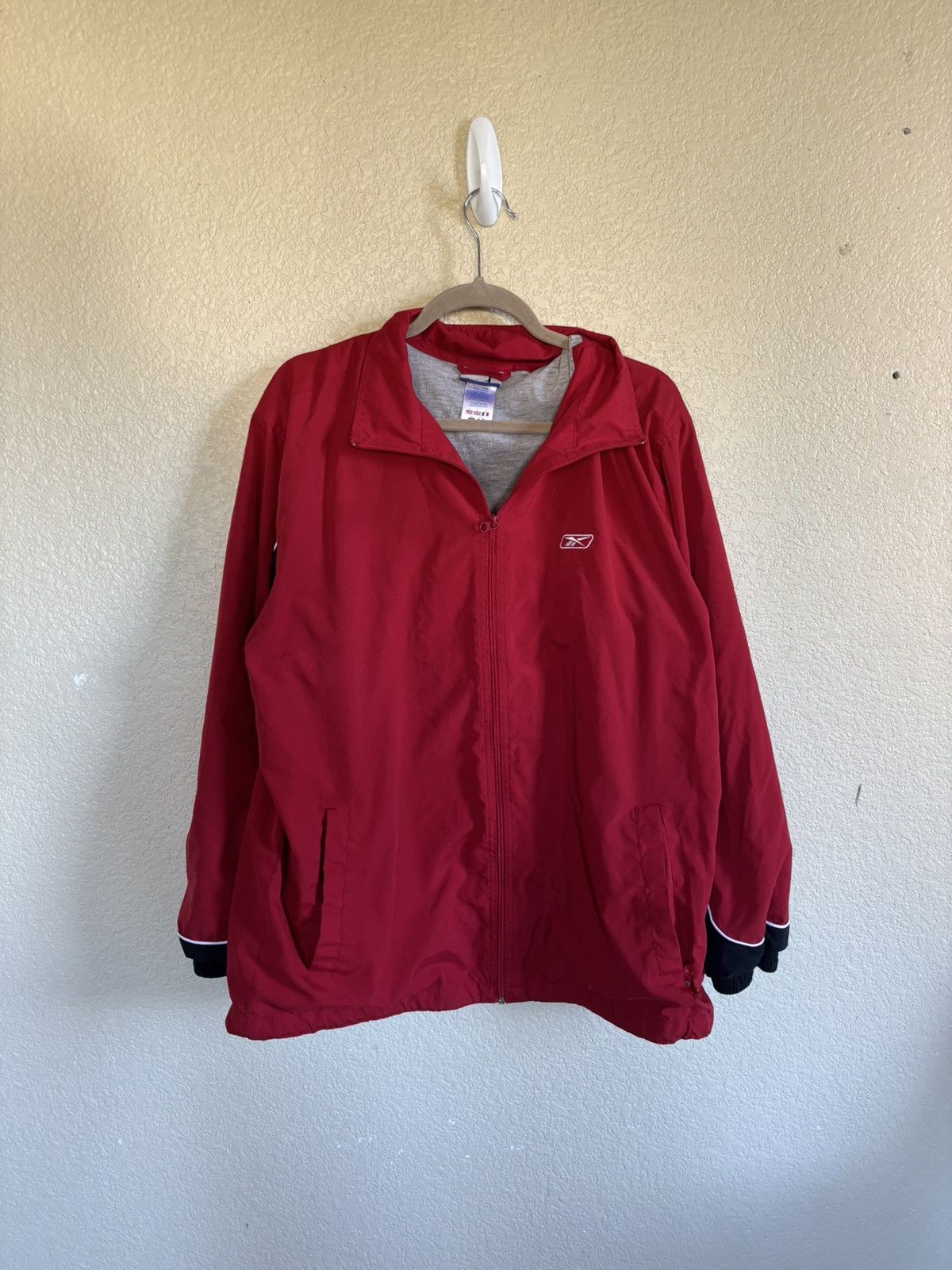 Reebok Red Vintage Reebok Windbreaker Size US XL / EU 56 / 4 - 1 Thumbnail