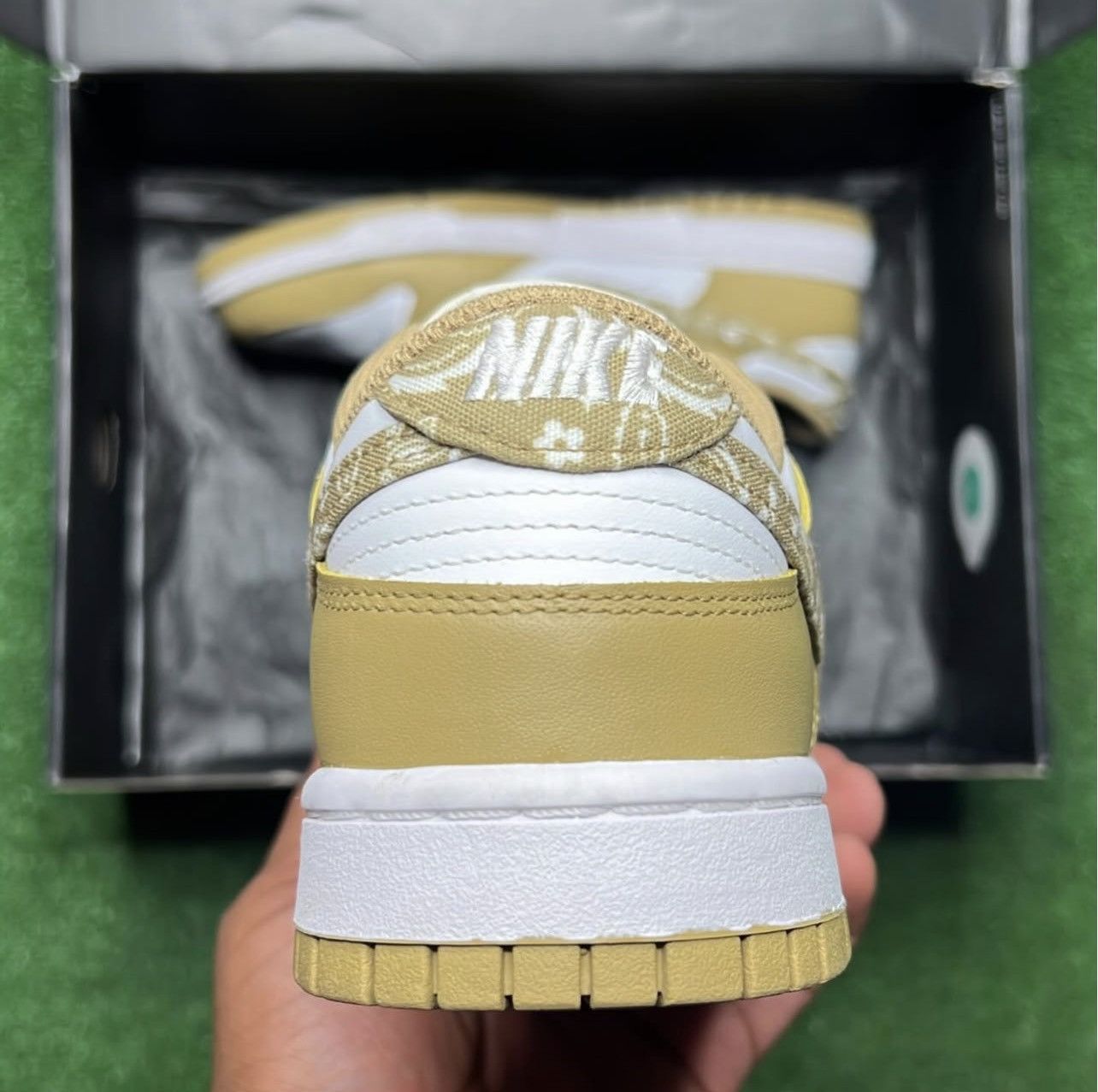 Nike Nike Wmns Dunk Low ‘Barley Paisley’ Size US 8.5 / EU 41-42 - 5 Thumbnail
