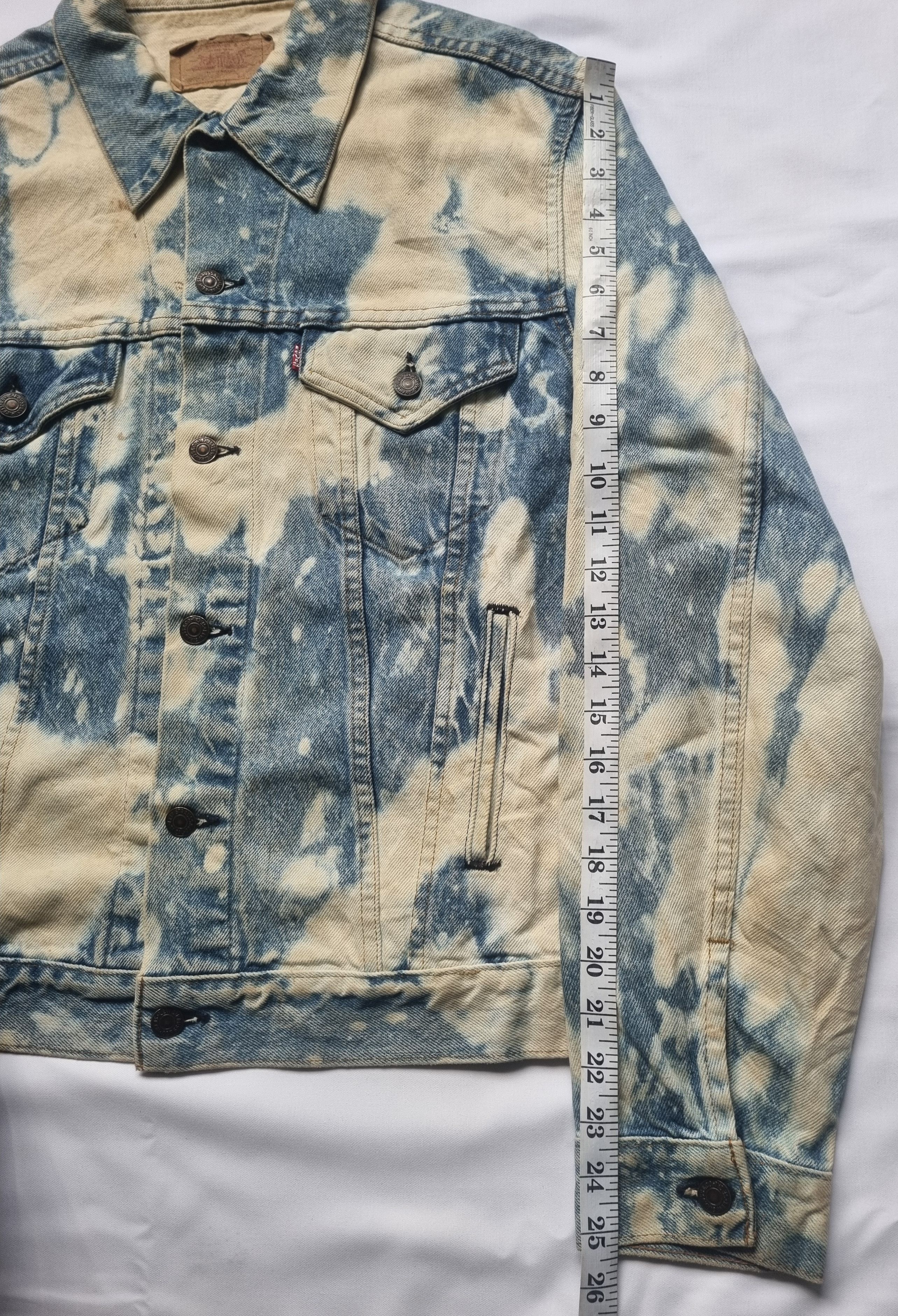 Levi's × Vintage Vintage Levi's Bleached Denim Jacket 70506-0214 Size US S / EU 44-46 / 1 - 7 Thumbnail
