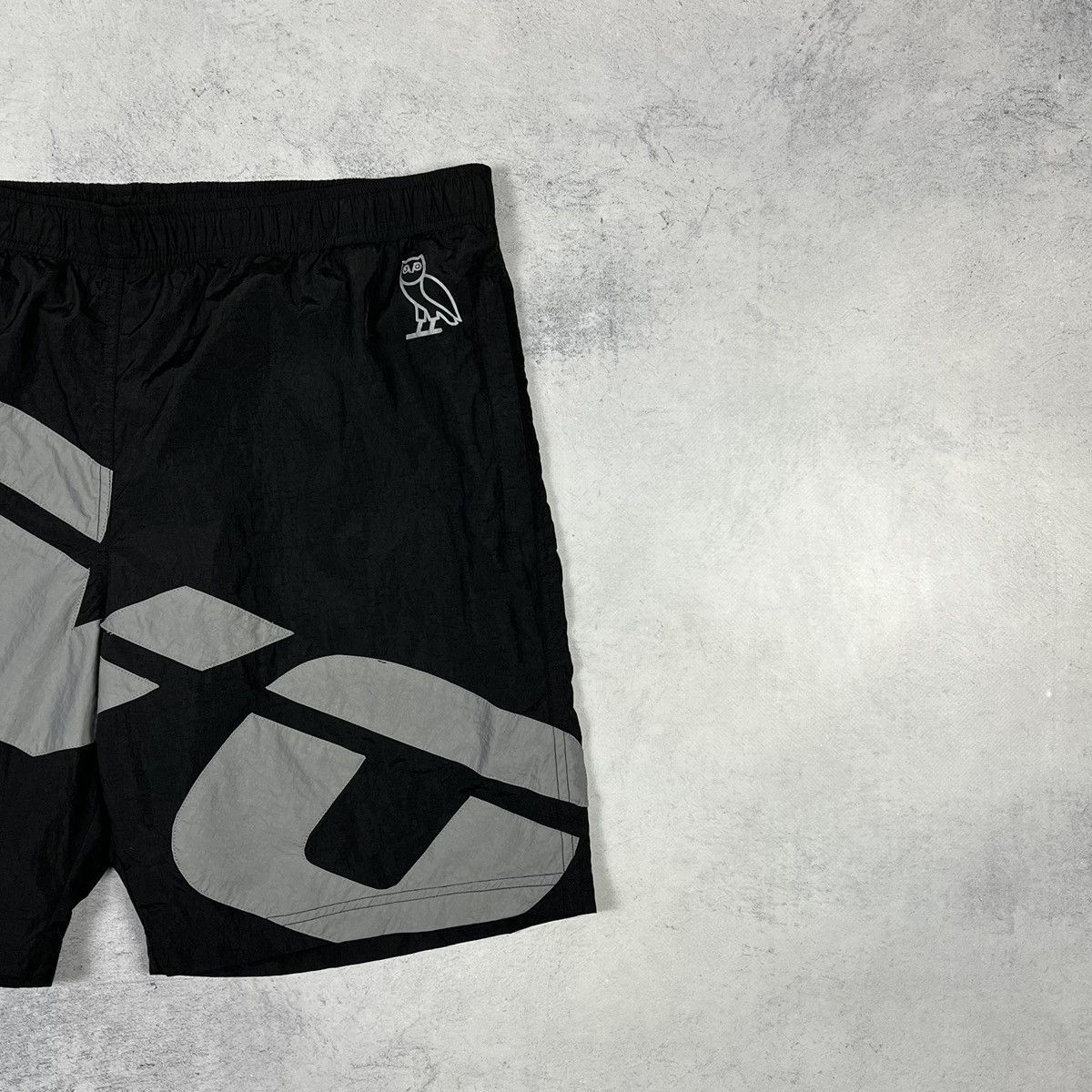 October's Very Own OVO October’s Very Own Big Logo Nylon Shorts Size US 36 / EU 52 - 2 Thumbnail