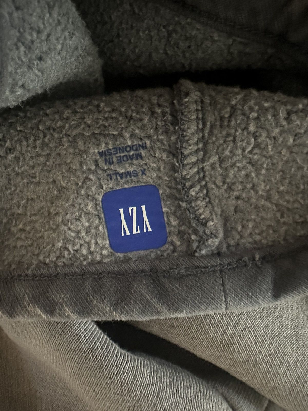 Gap × Kanye West Yeezy gap unreleased fleece back yoke t shirt grey size xs Size US XS / EU 42 / 0 - 3 Thumbnail